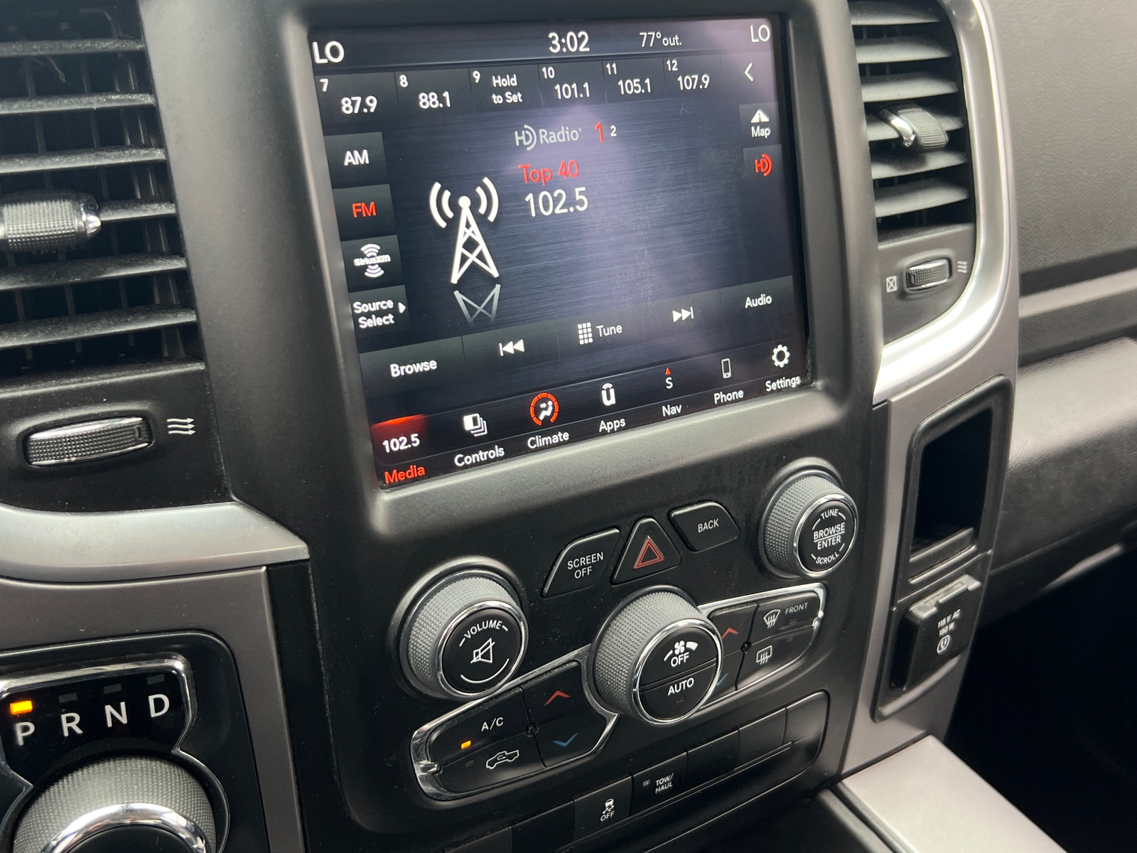 Thumbnail: 2023 RAM 1500 Classic - 4