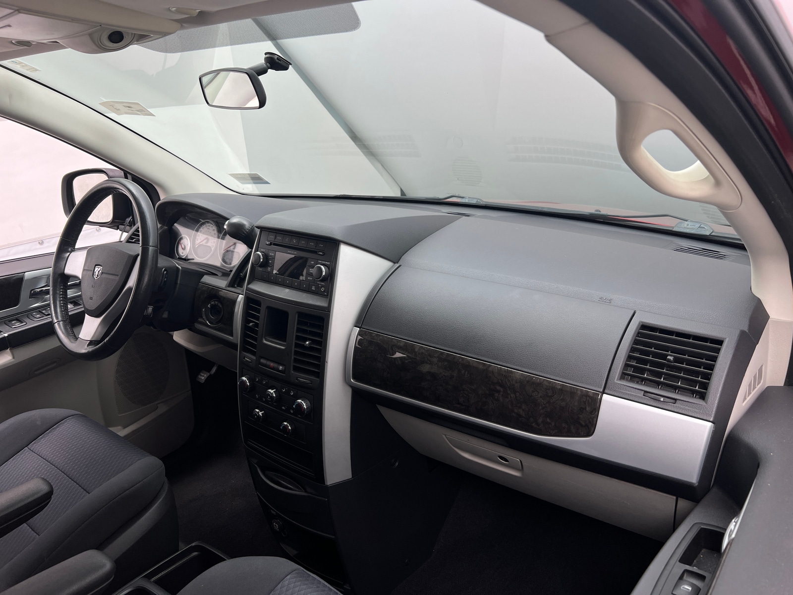Thumbnail: 2010 Dodge Grand Caravan - 3