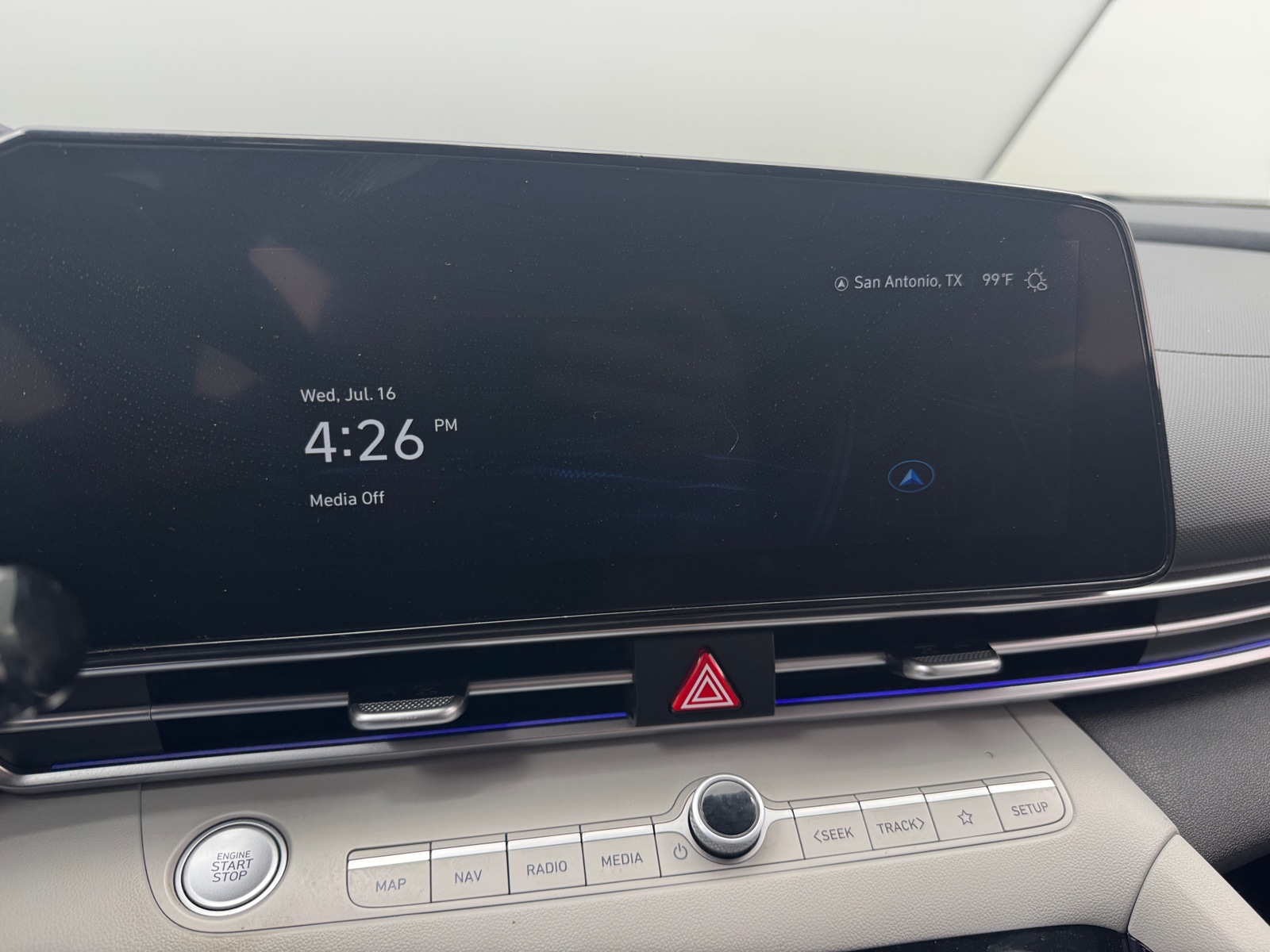 Thumbnail: 2023 Hyundai Elantra - 3