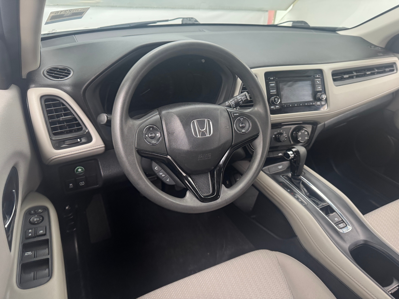 Thumbnail: 2017 Honda HR-V - 5