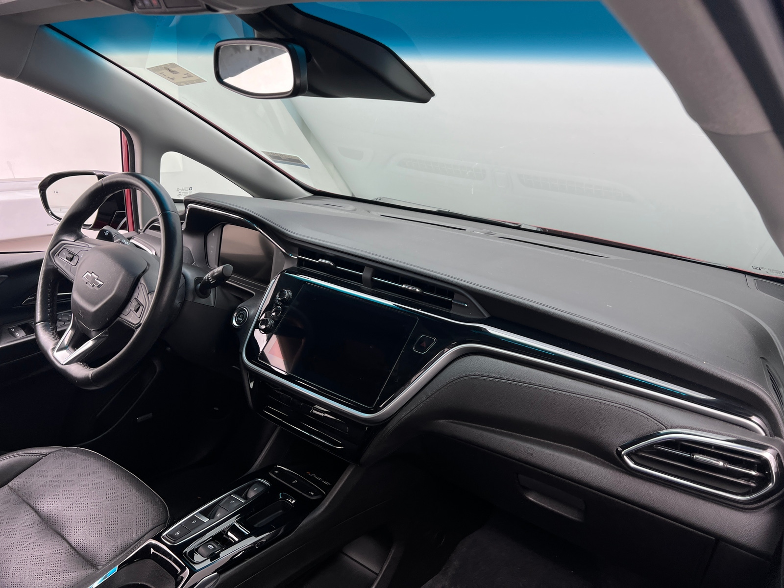 Thumbnail: 2023 Chevrolet Bolt EV - 2