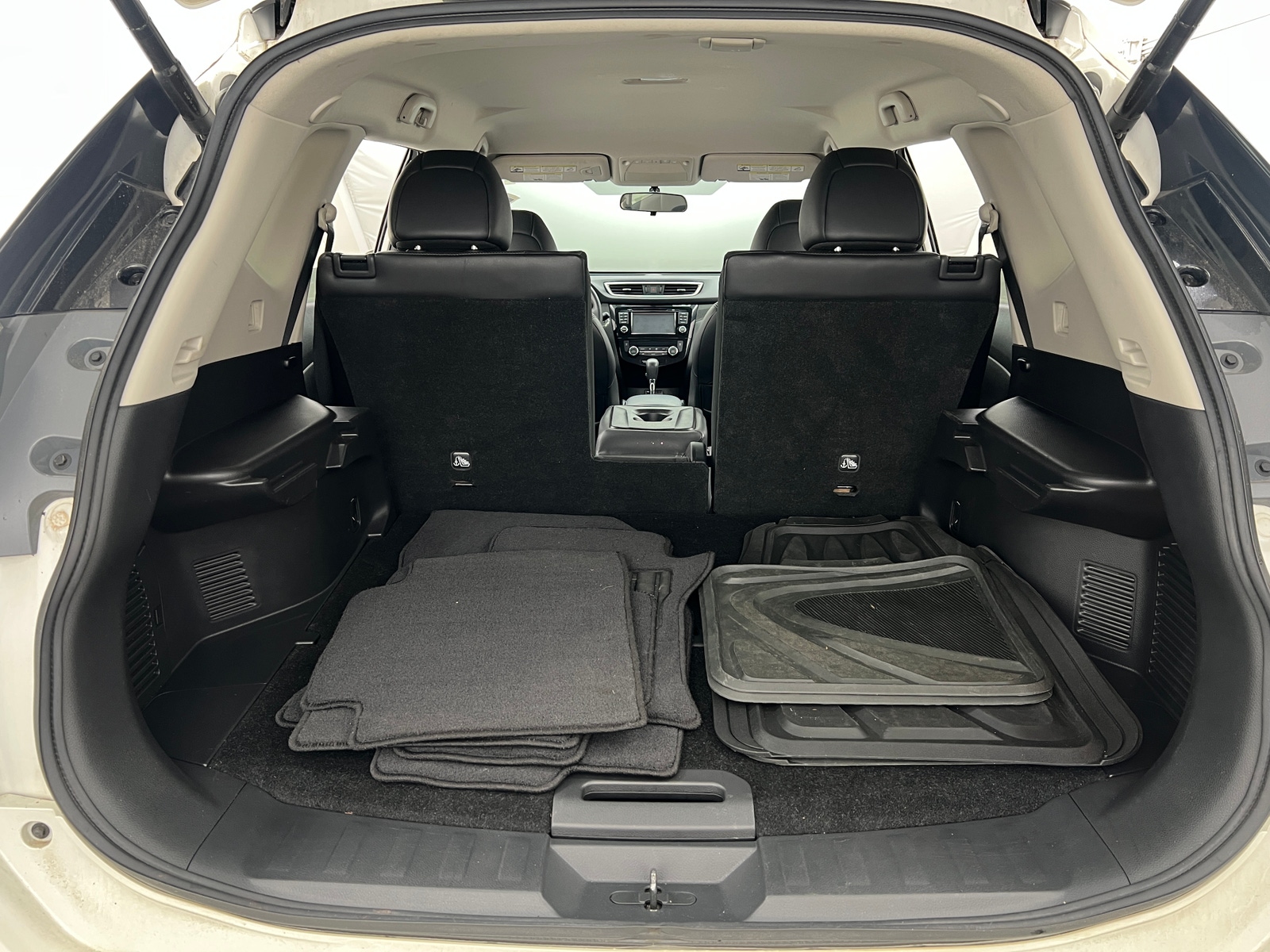 Thumbnail: 2014 Nissan Rogue - 7