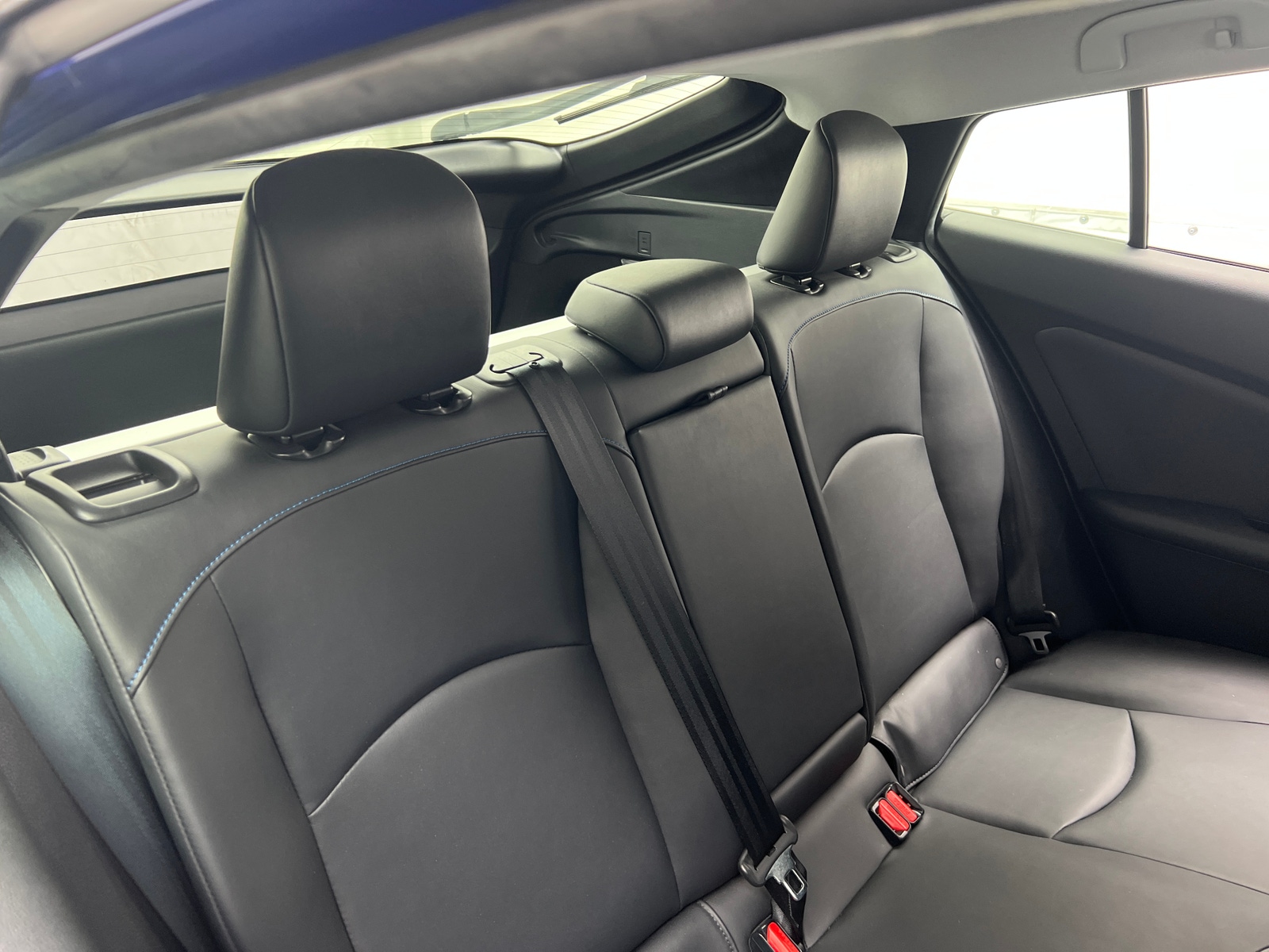 Thumbnail: 2017 Toyota Prius - 6