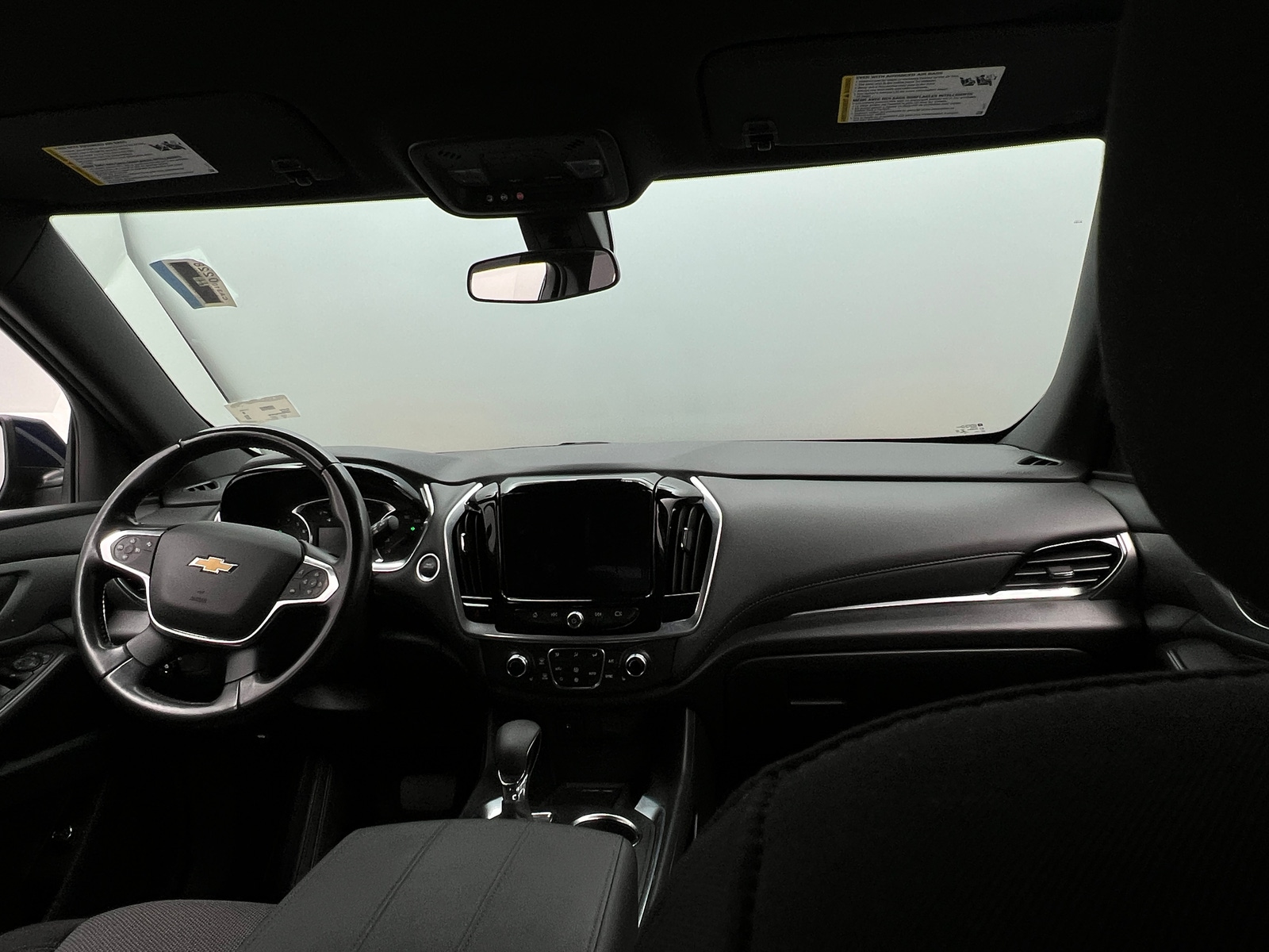 Thumbnail: 2022 Chevrolet Traverse - 3