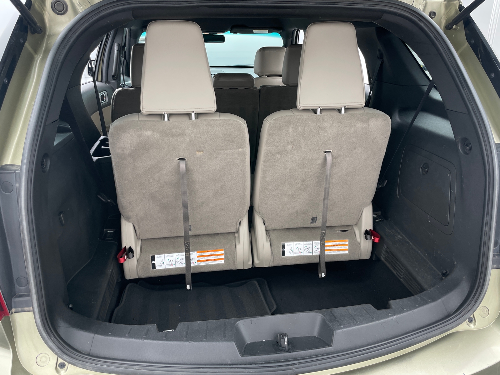 Thumbnail: 2013 Ford Explorer - 6