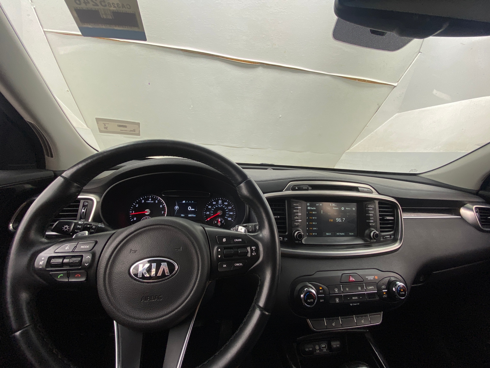 Thumbnail: 2017 Kia Sorento - 2