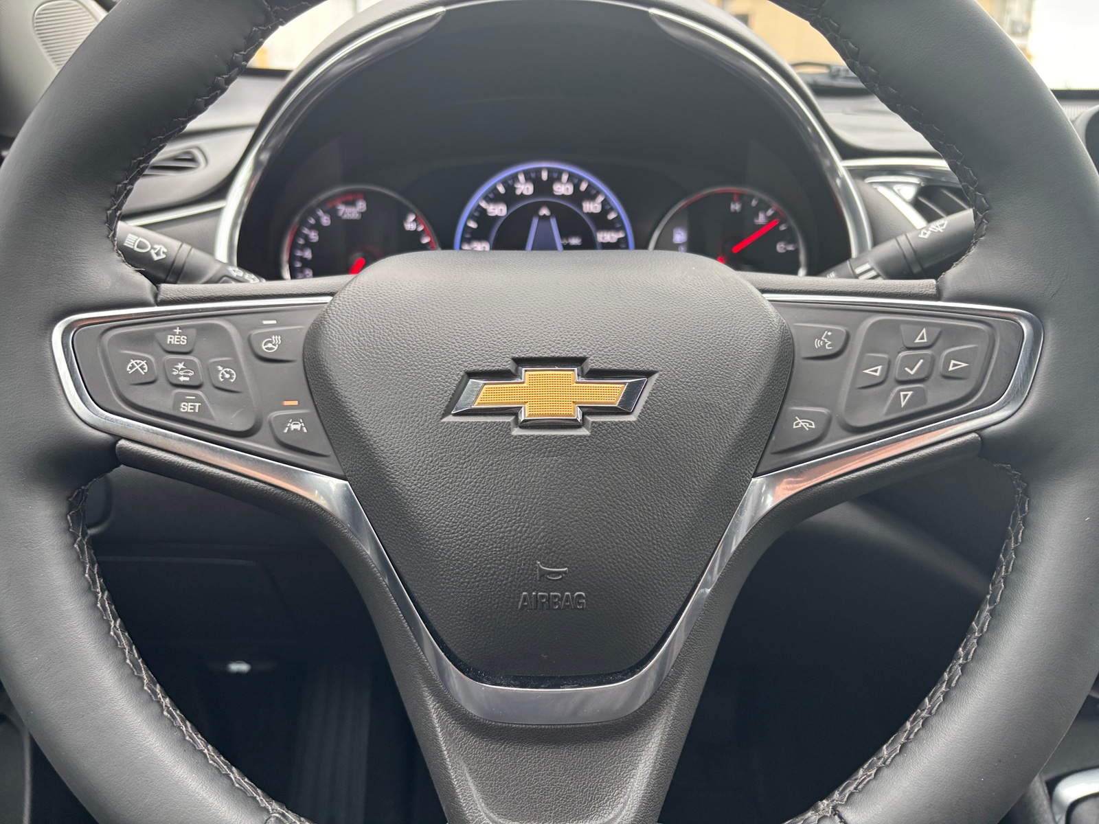Thumbnail: 2024 Chevrolet Malibu - 5