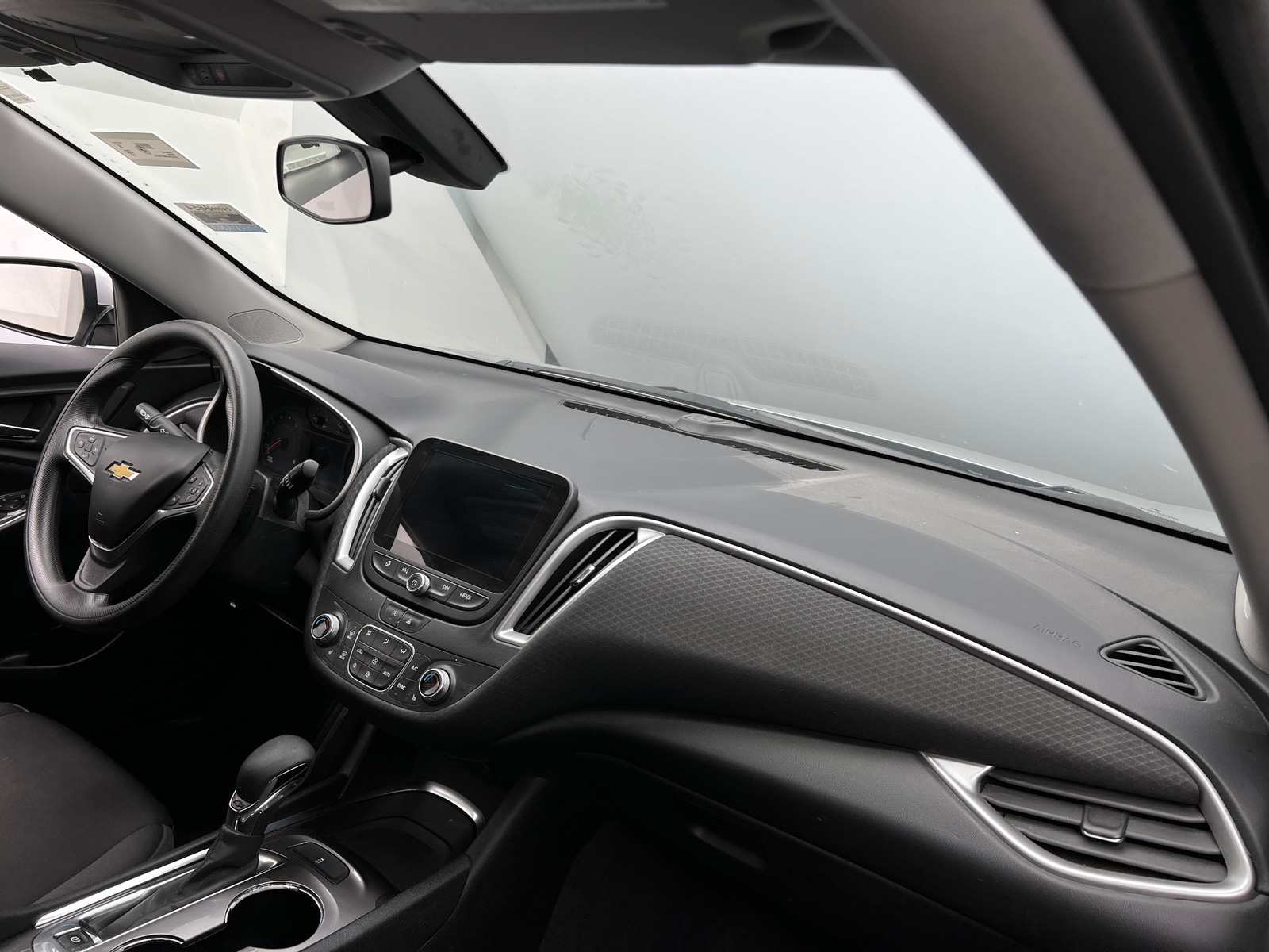 Thumbnail: 2022 Chevrolet Malibu - 3