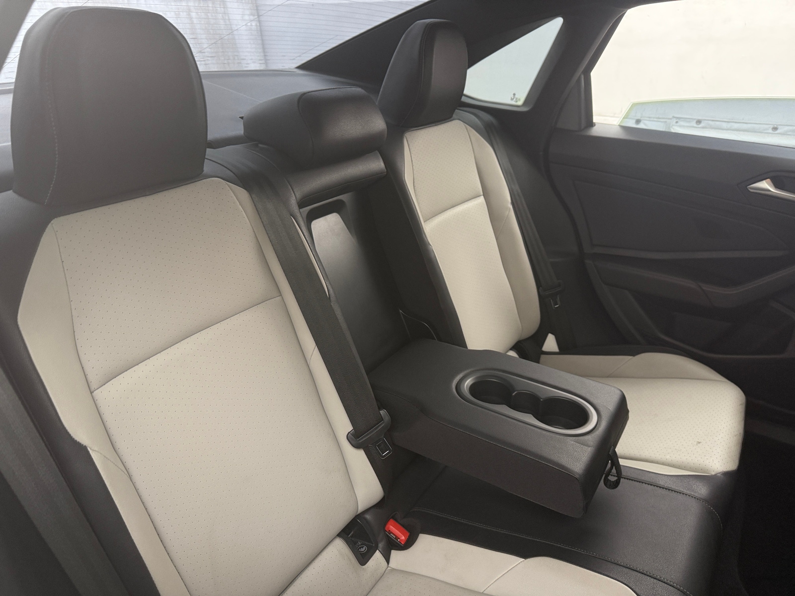Thumbnail: 2019 Volkswagen Jetta - 5