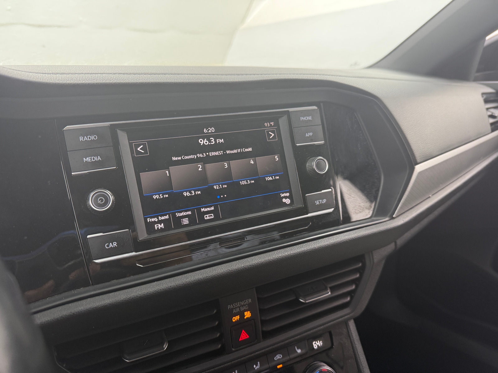 Thumbnail: 2019 Volkswagen Jetta - 3