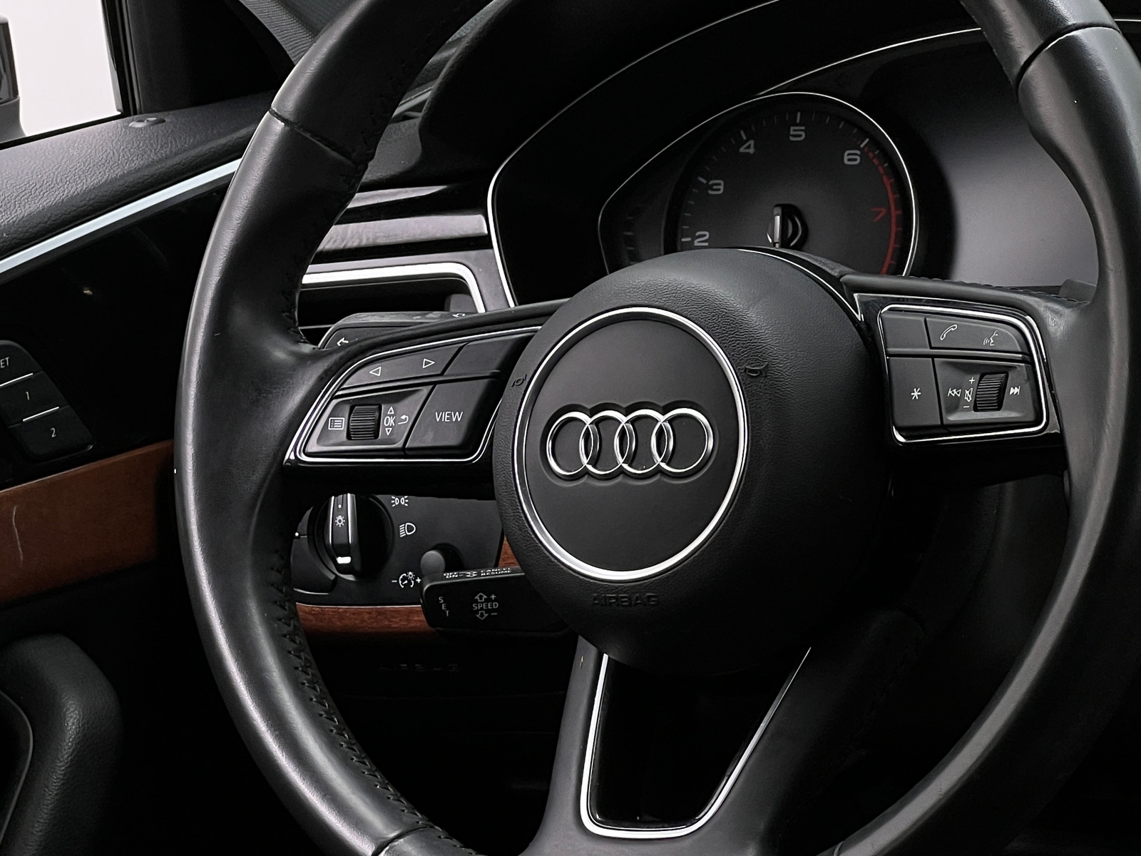 Thumbnail: 2020 Audi A4 - 4