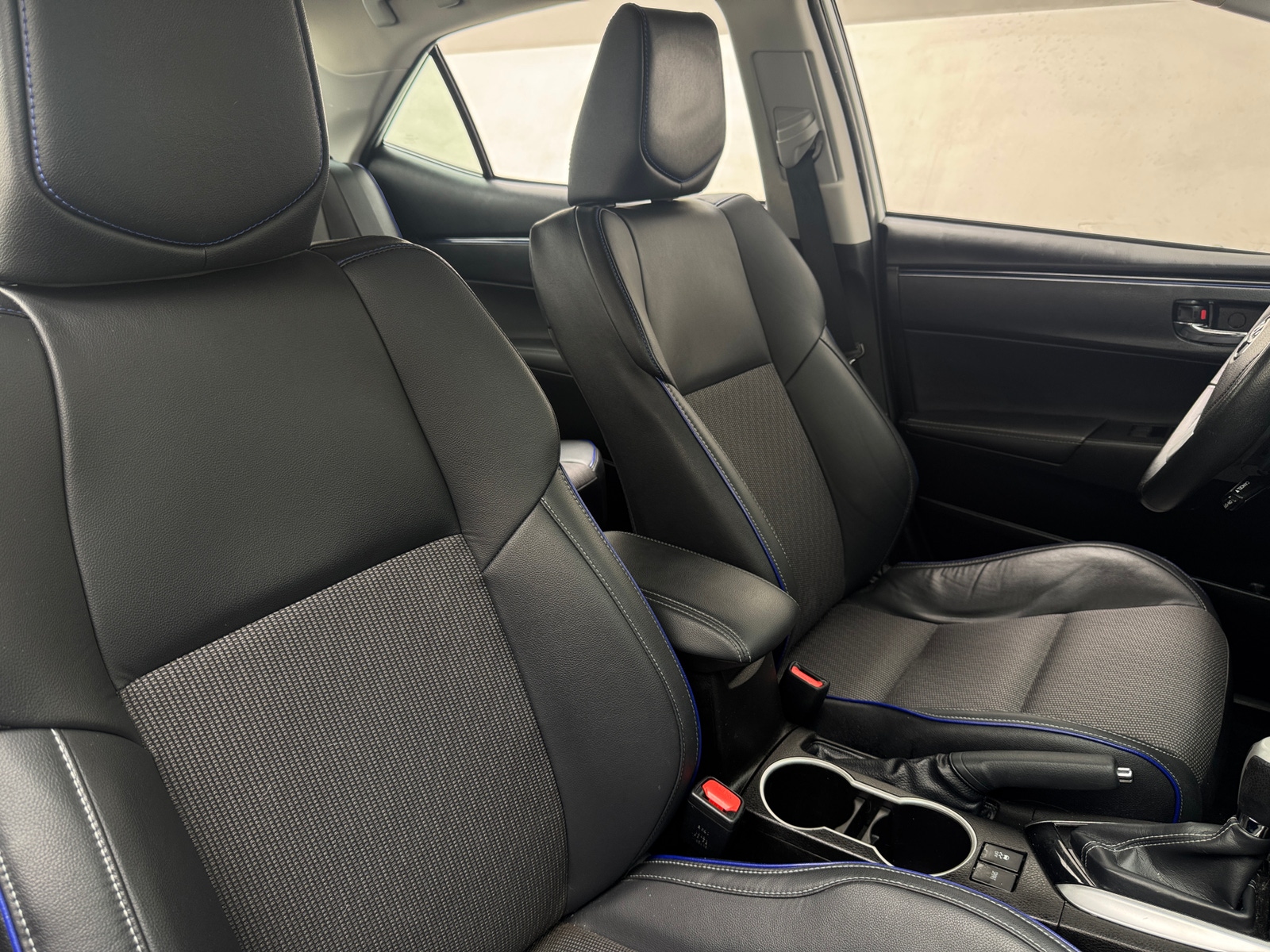 Thumbnail: 2019 Toyota Corolla - 2