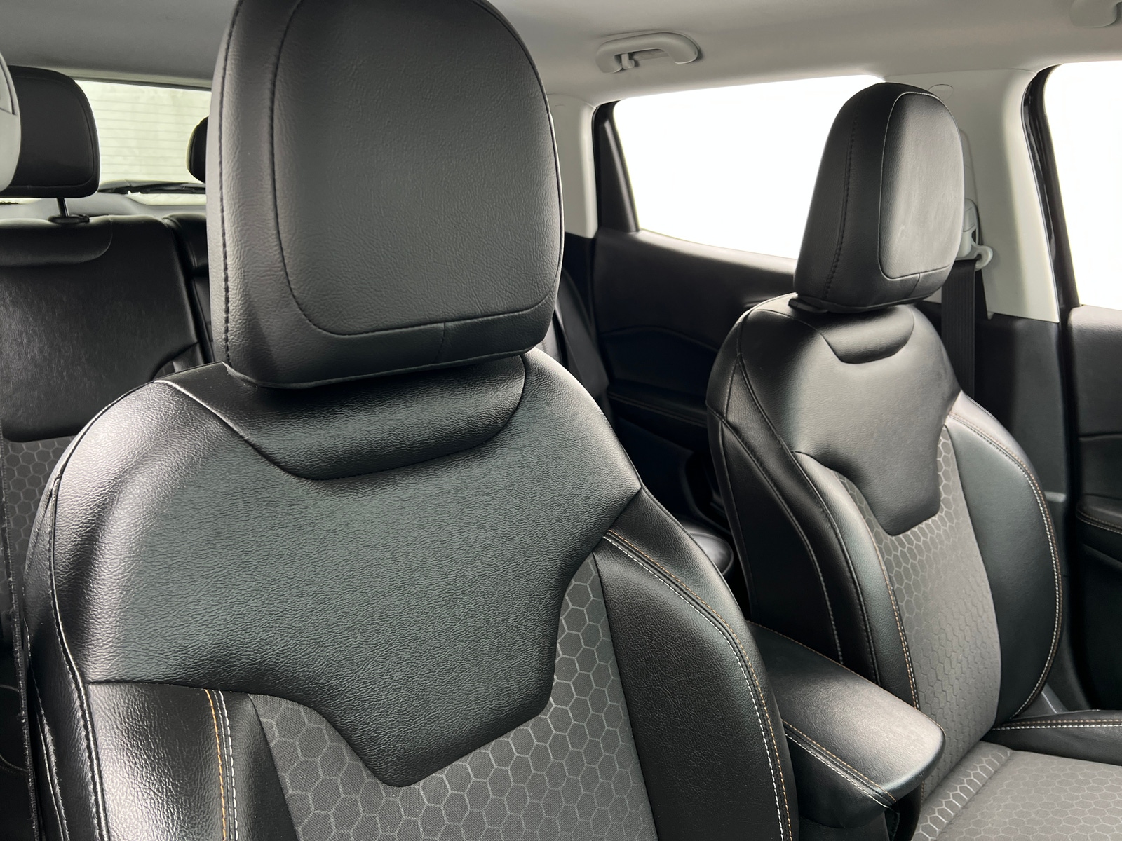 Thumbnail: 2018 Jeep Compass - 2