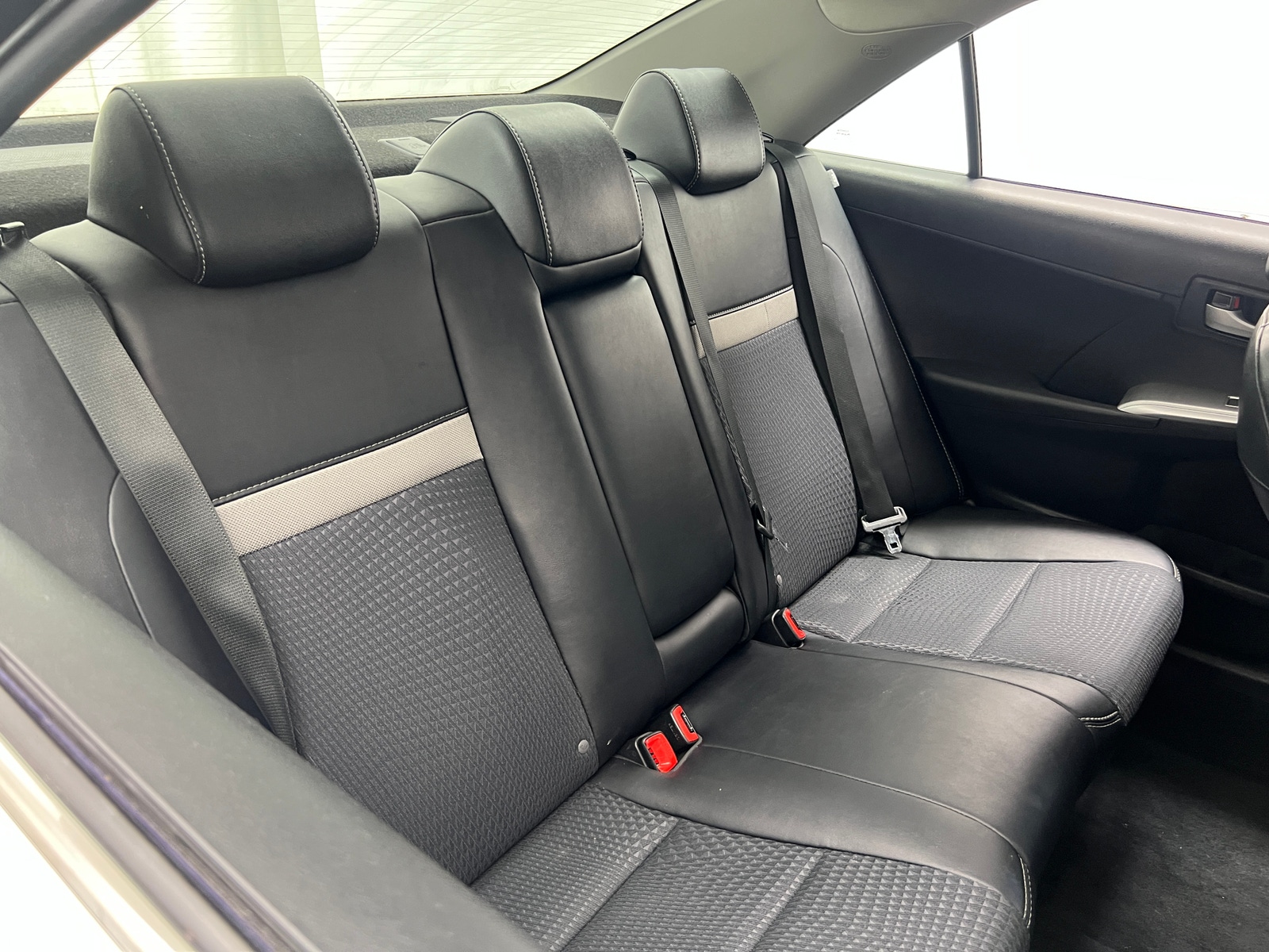 Thumbnail: 2013 Toyota Camry - 6