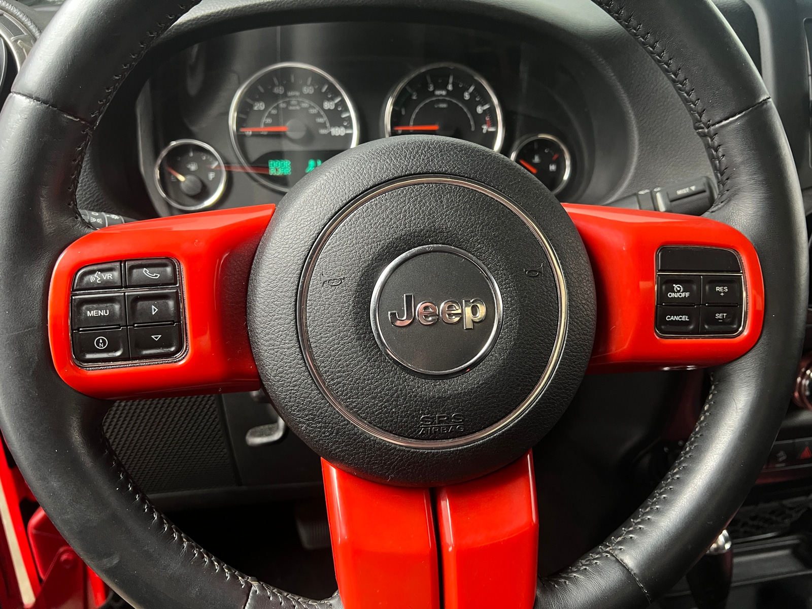 Thumbnail: 2015 Jeep Wrangler - 5