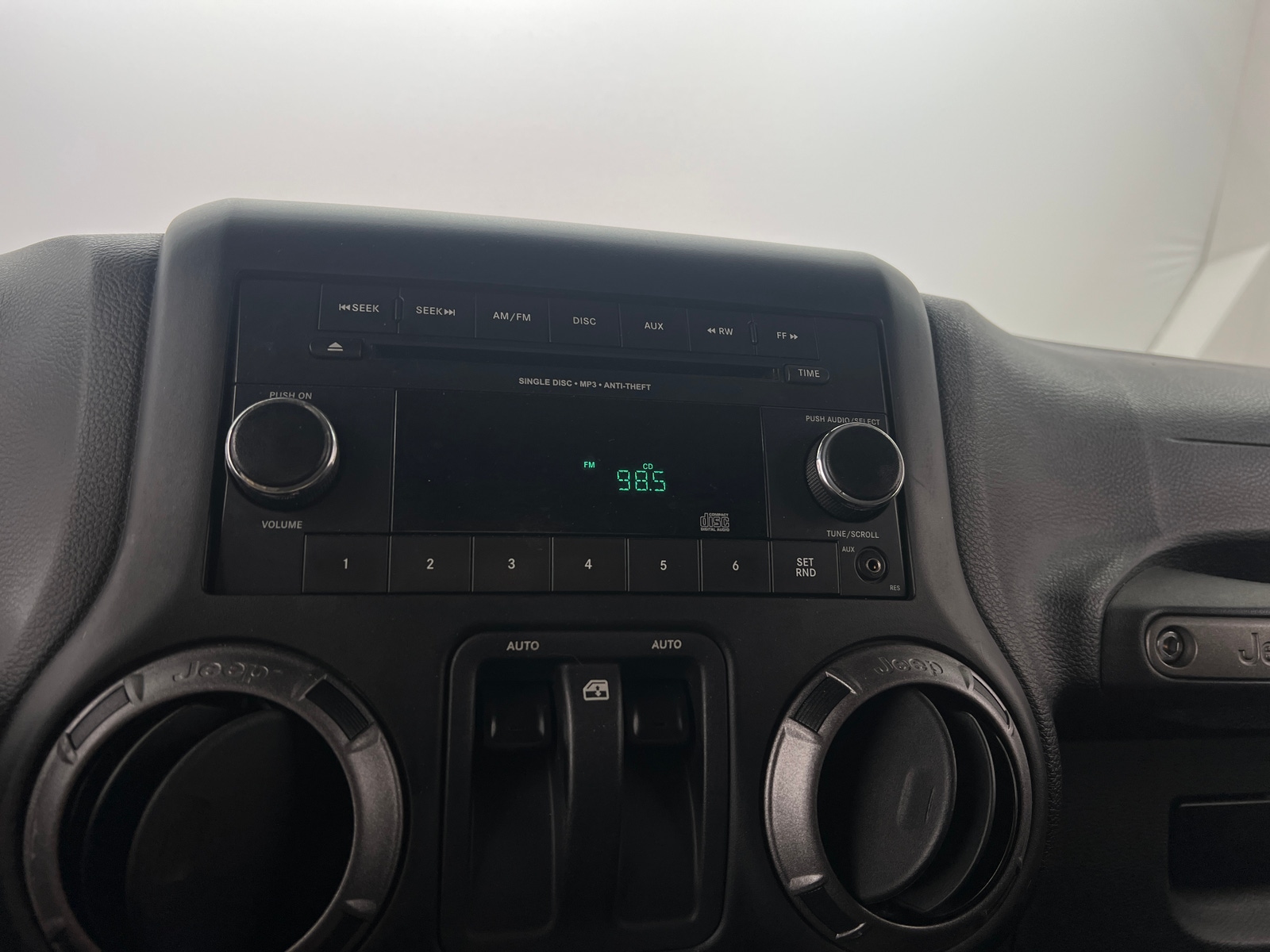 Thumbnail: 2015 Jeep Wrangler - 4