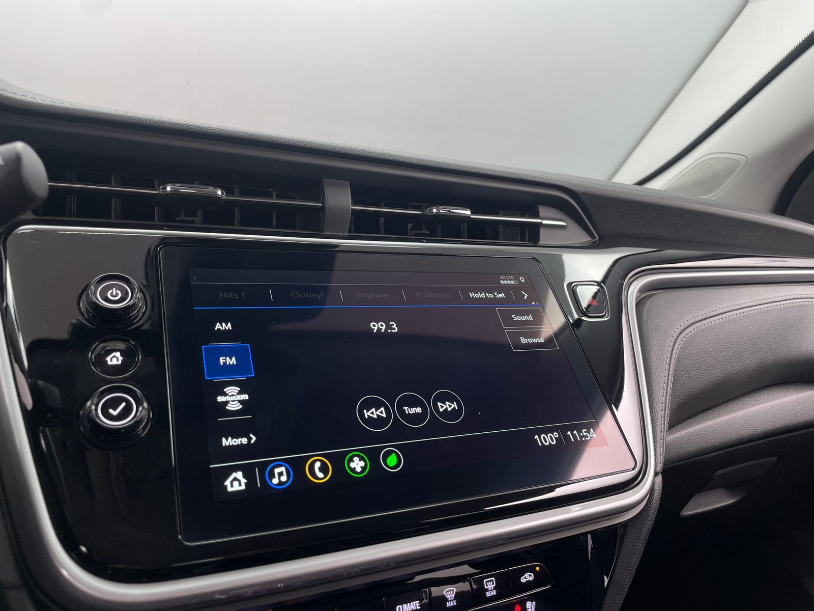 Thumbnail: 2023 Chevrolet Bolt EUV - 4