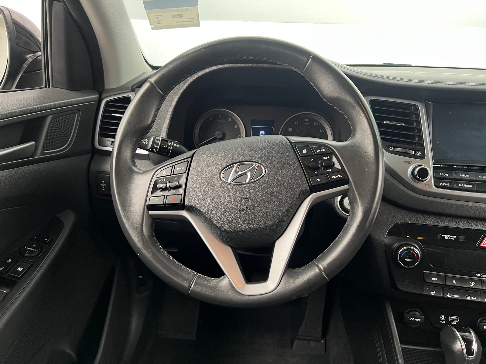 Thumbnail: 2016 Hyundai Tucson - 4