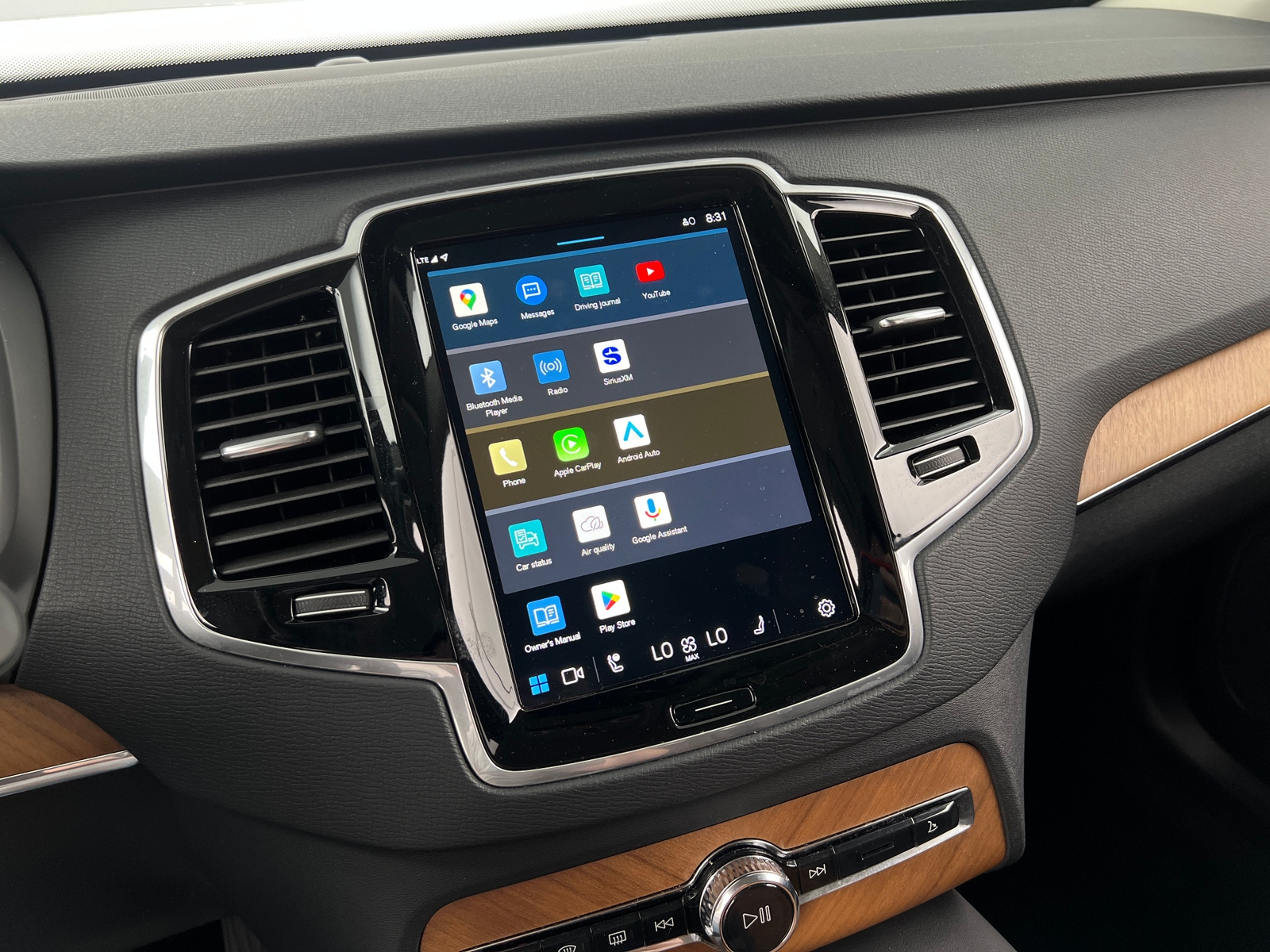Thumbnail: 2025 Volvo XC90 - 3