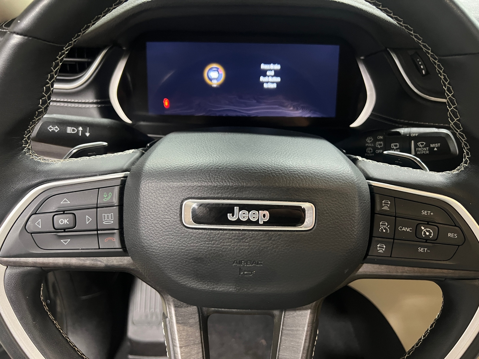 Thumbnail: 2022 Jeep Grand Cherokee L - 4
