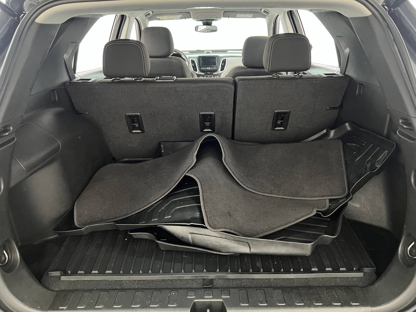 Thumbnail: 2022 Chevrolet Equinox - 7