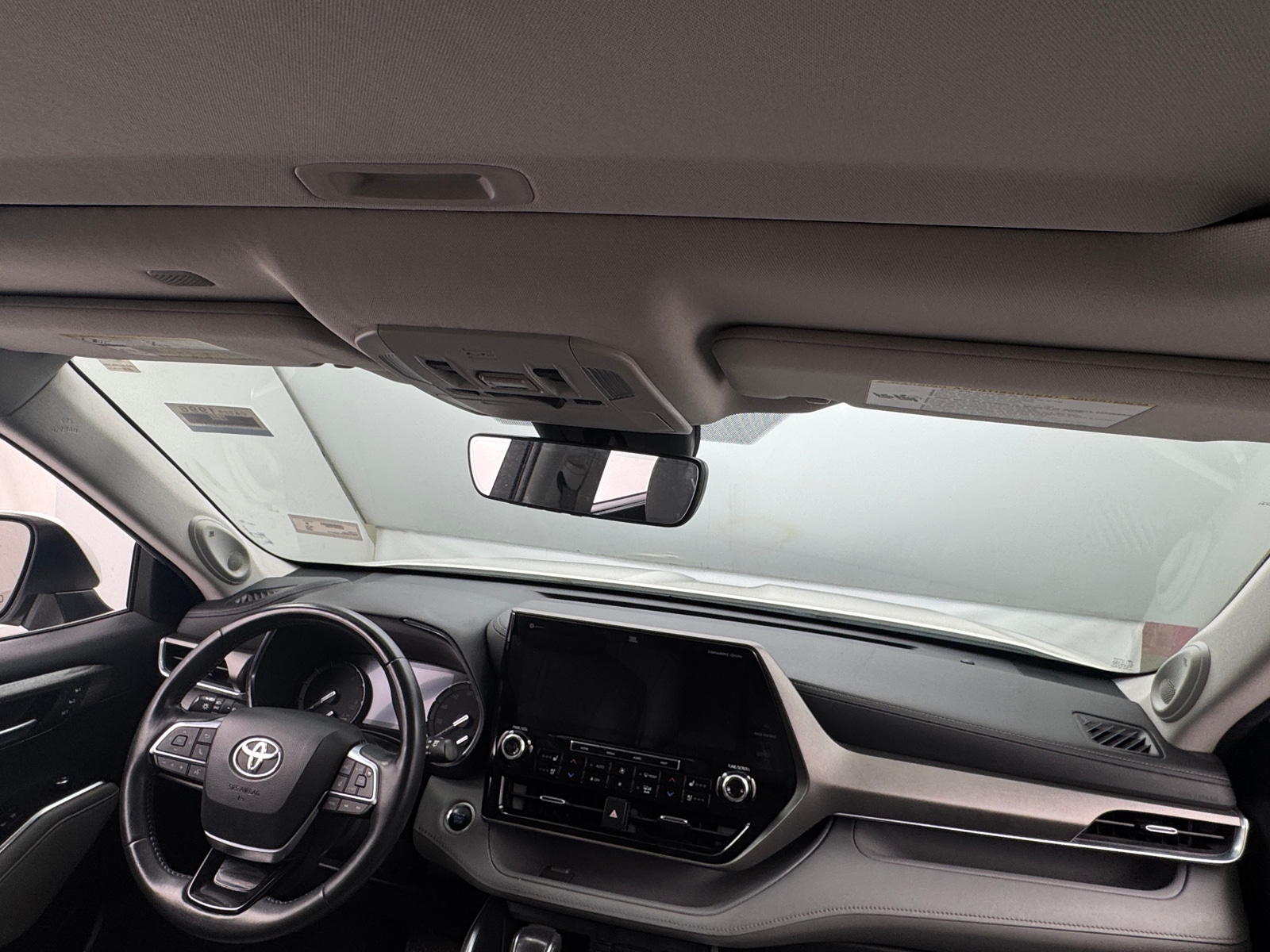 Thumbnail: 2020 Toyota Highlander - 2