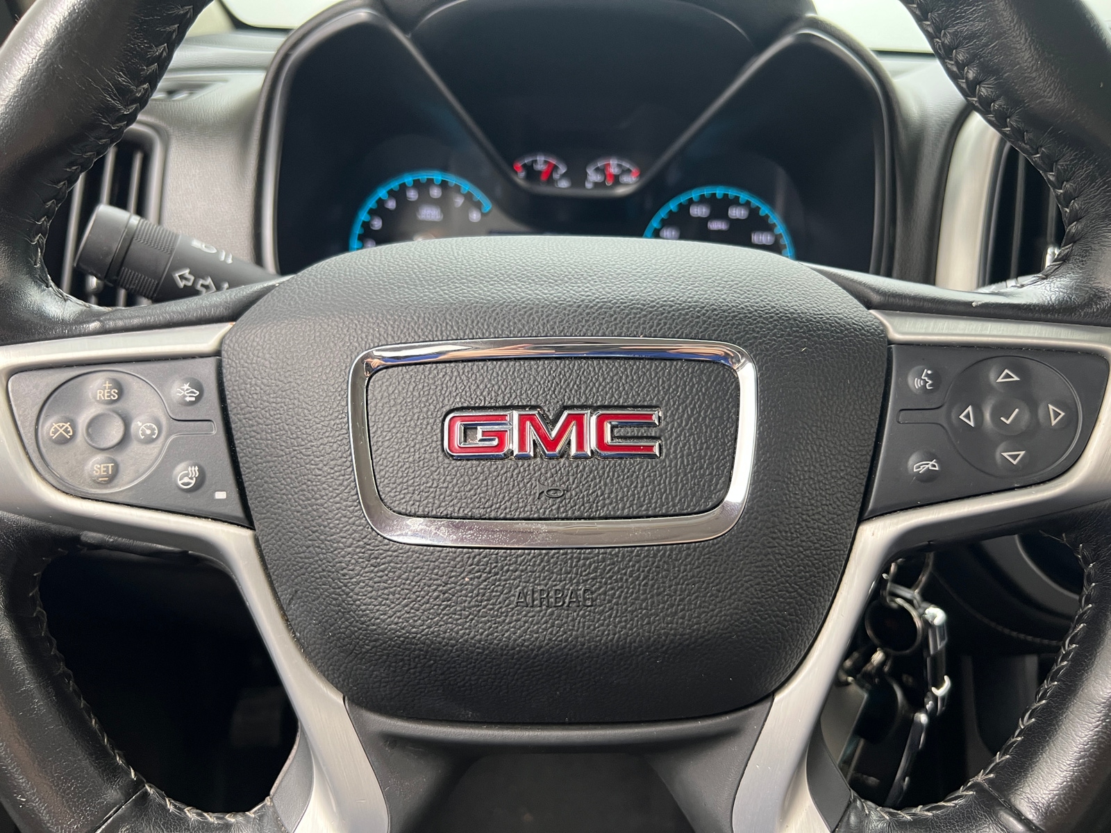 Thumbnail: 2019 GMC Canyon - 4