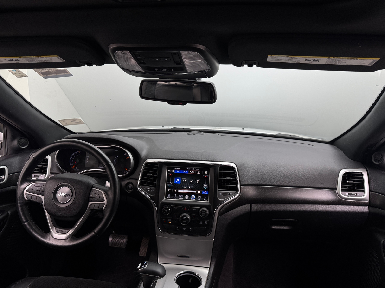 Thumbnail: 2015 Jeep Grand Cherokee - 3