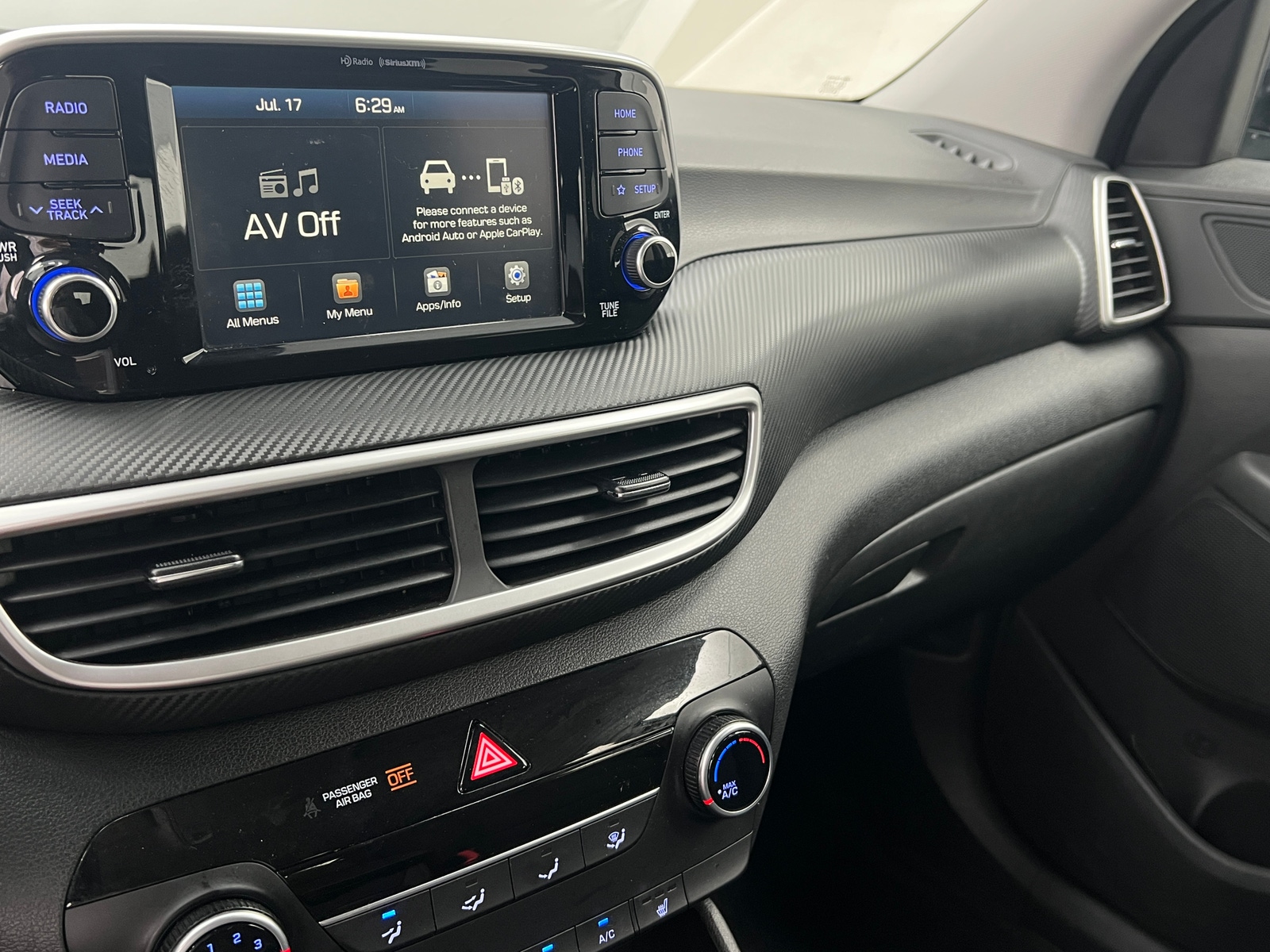 Thumbnail: 2019 Hyundai Tucson - 4
