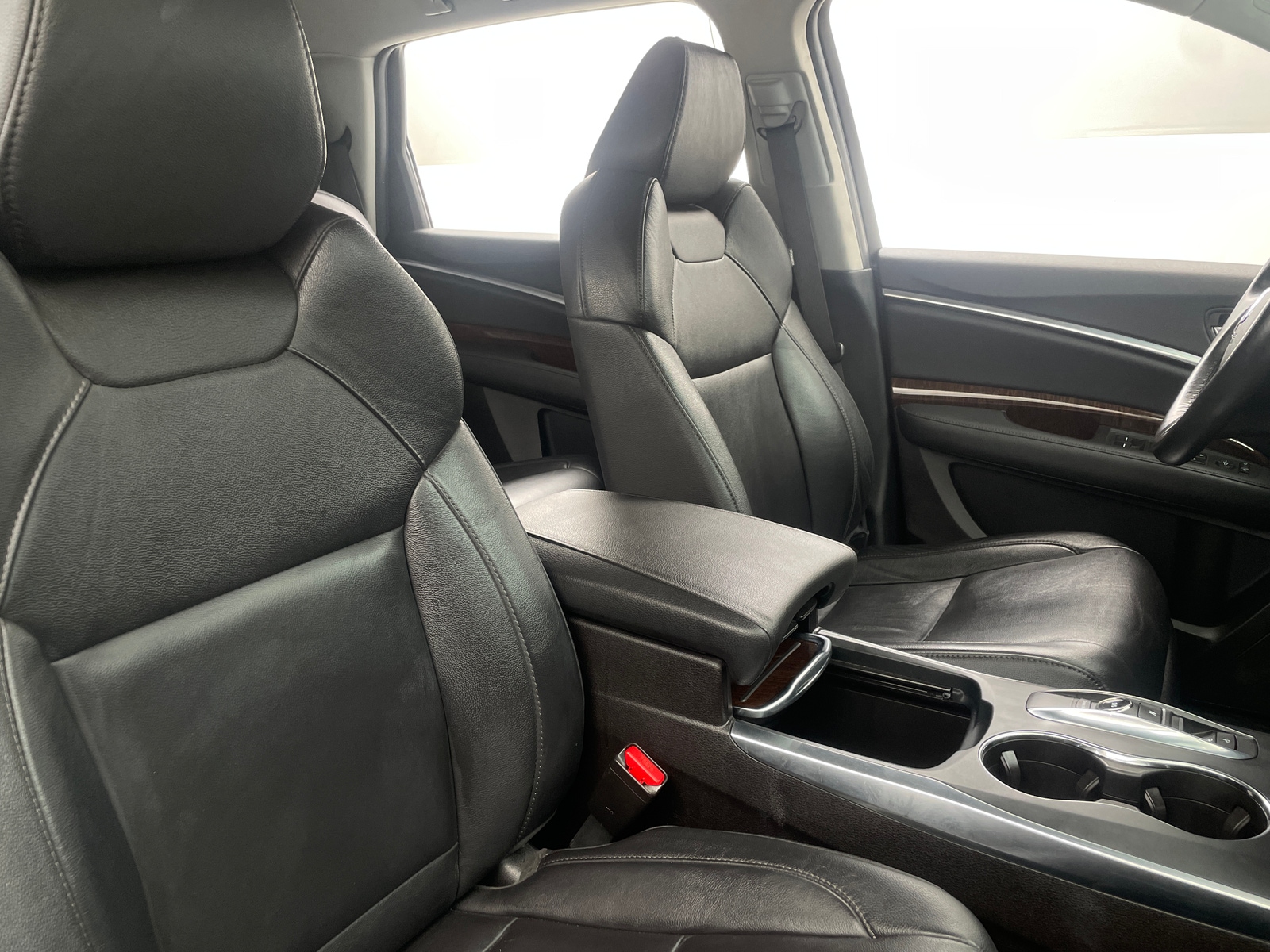 Thumbnail: 2017 Acura MDX - 2