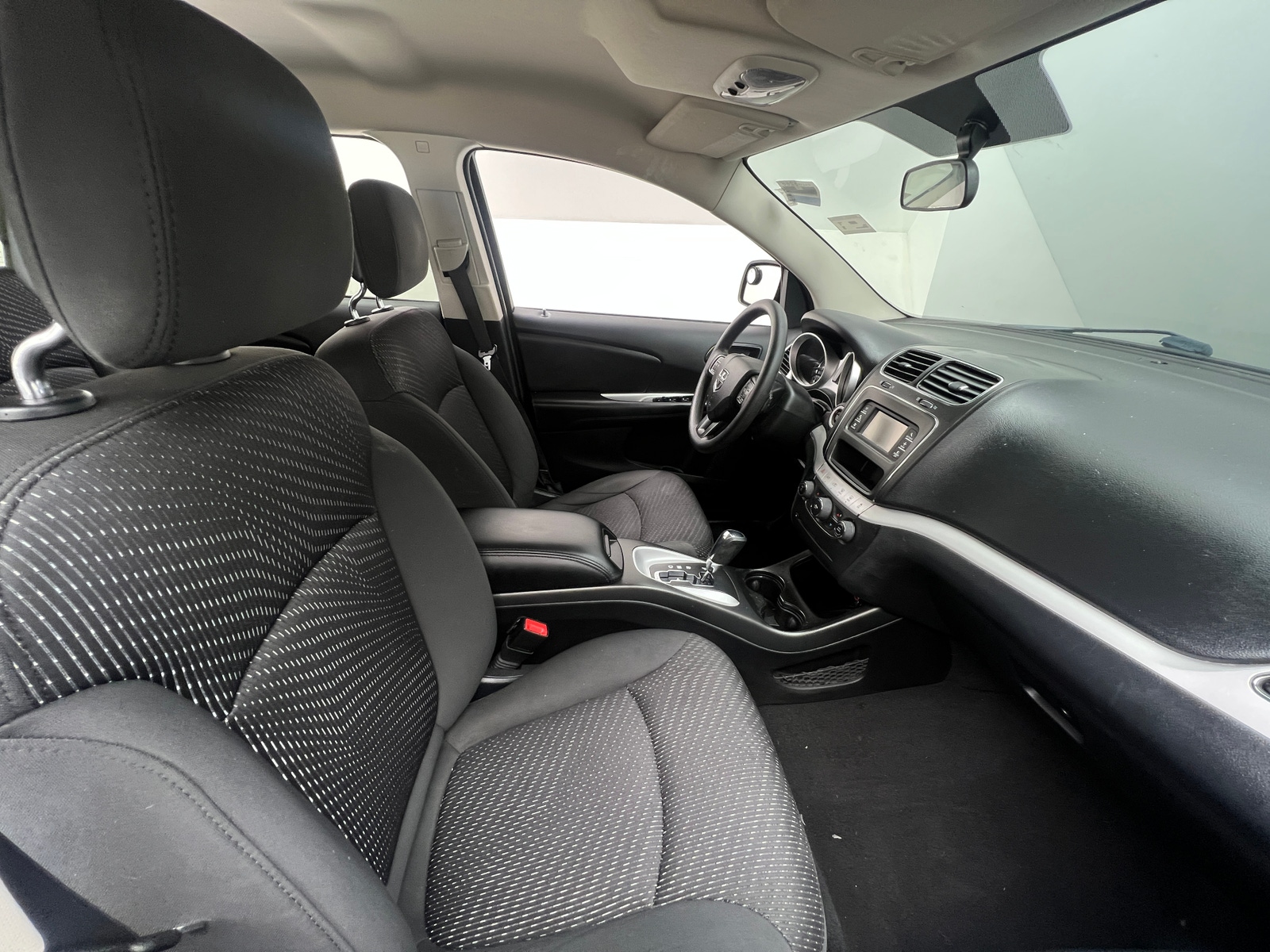 Thumbnail: 2017 Dodge Journey - 2