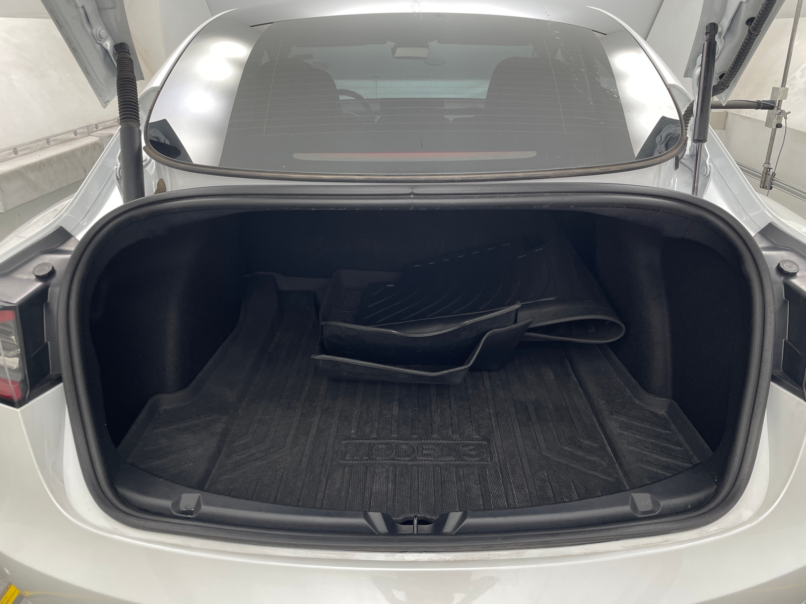 Thumbnail: 2023 Tesla Model 3 - 6