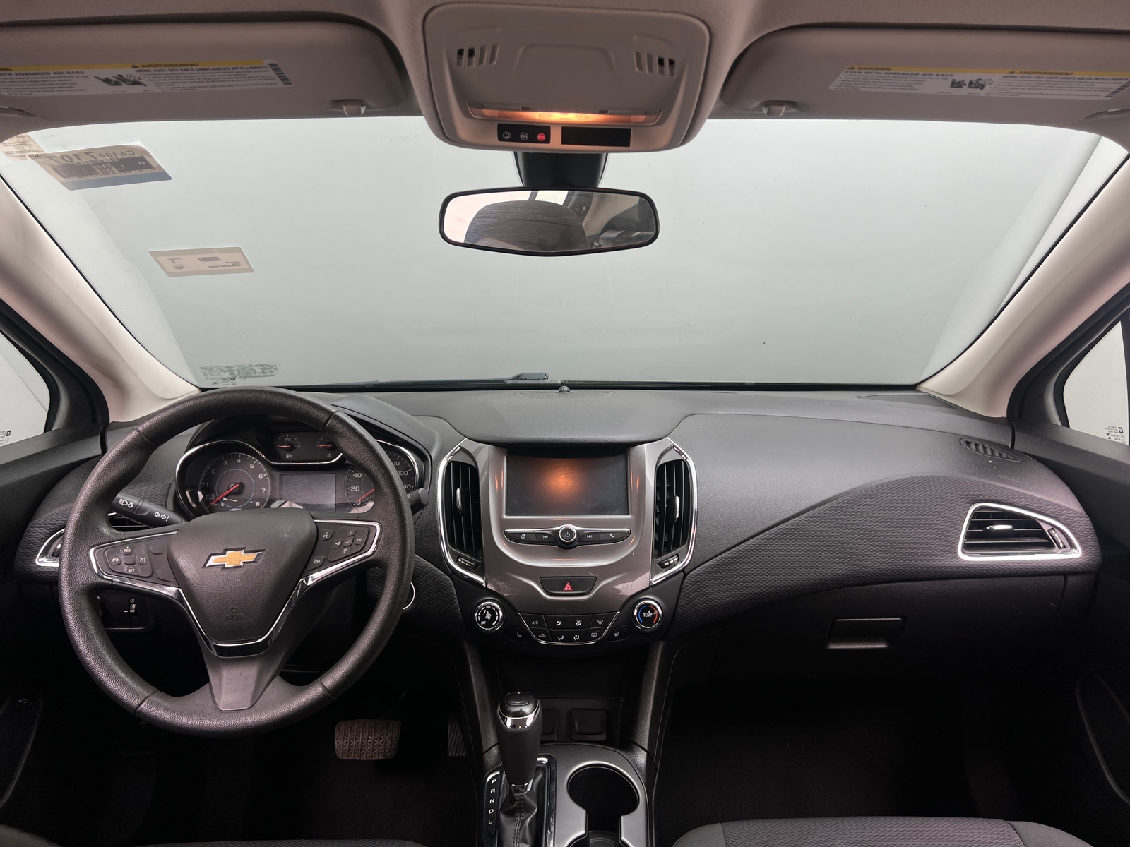 Thumbnail: 2017 Chevrolet Cruze - 3