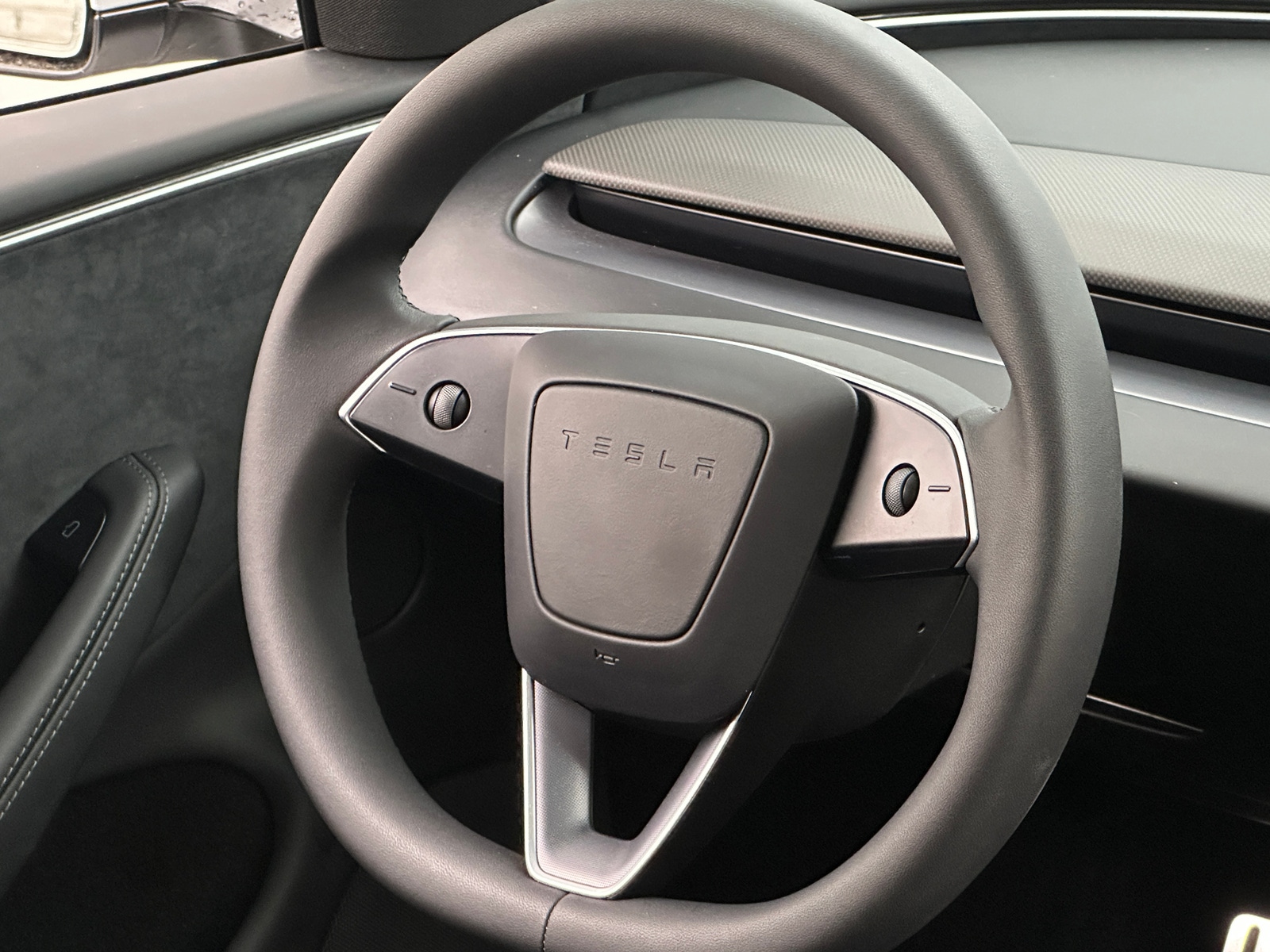 Thumbnail: 2024 Tesla Model 3 - 4