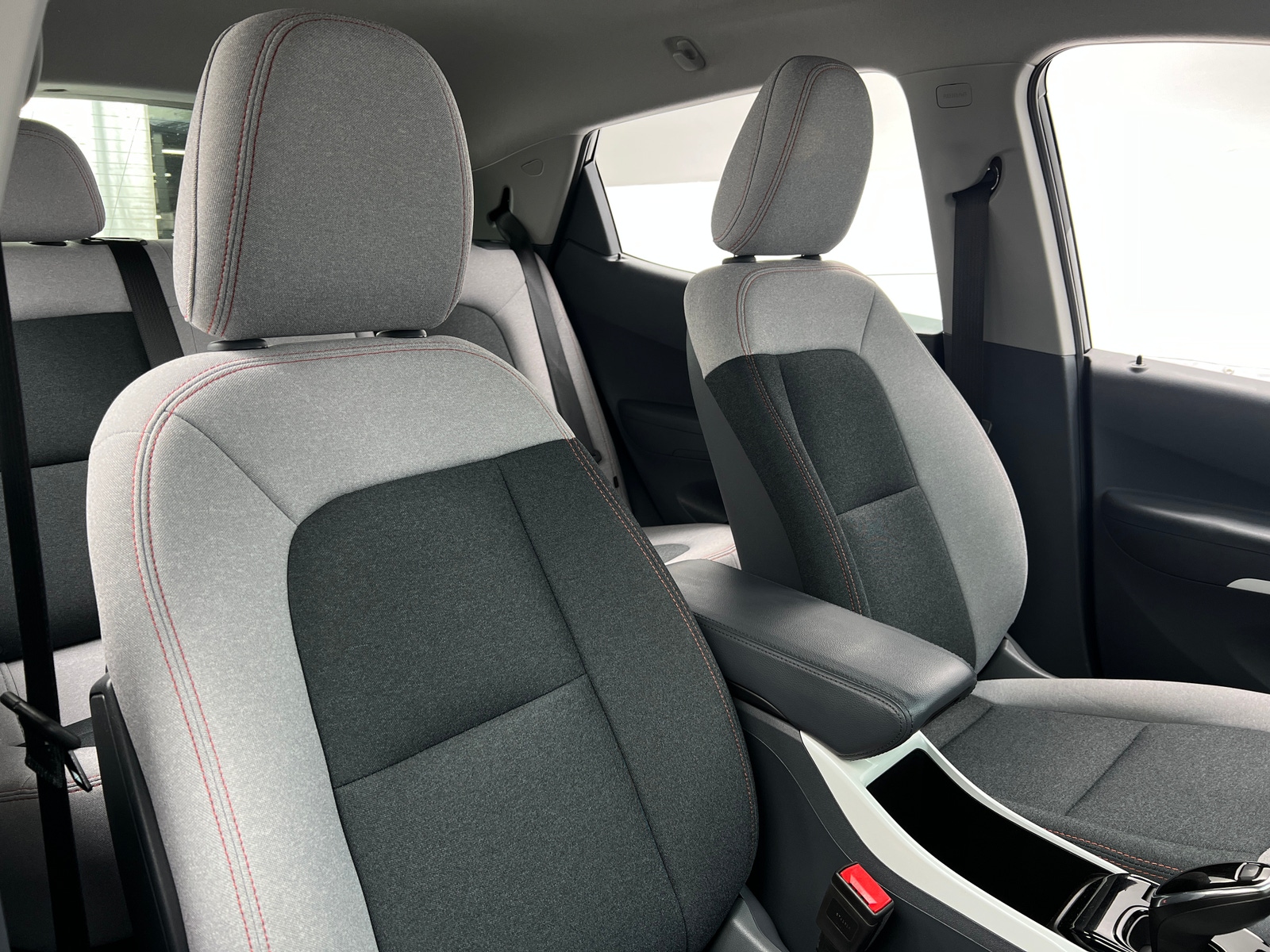 Thumbnail: 2019 Chevrolet Bolt EV - 2