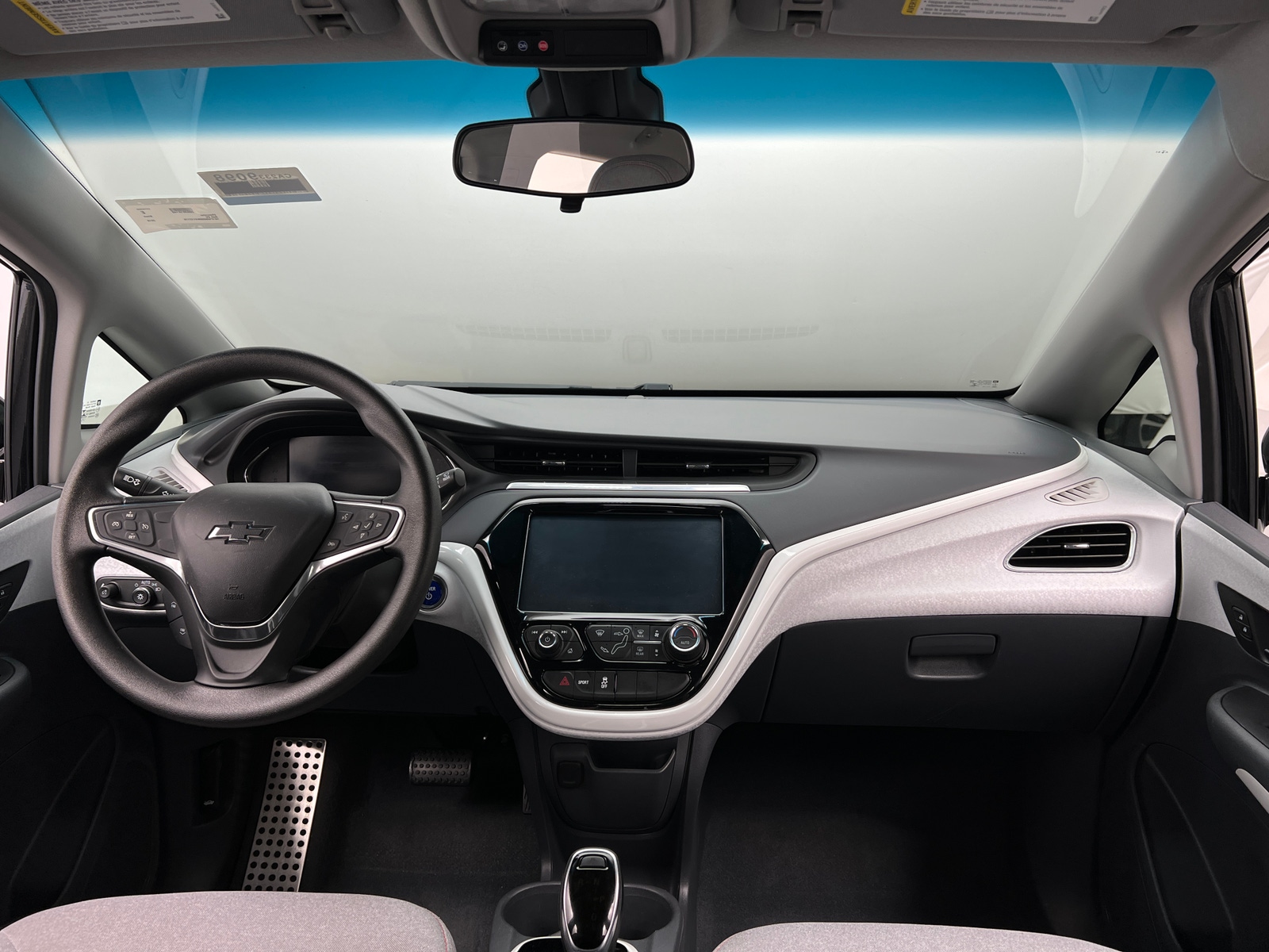 Thumbnail: 2019 Chevrolet Bolt EV - 3