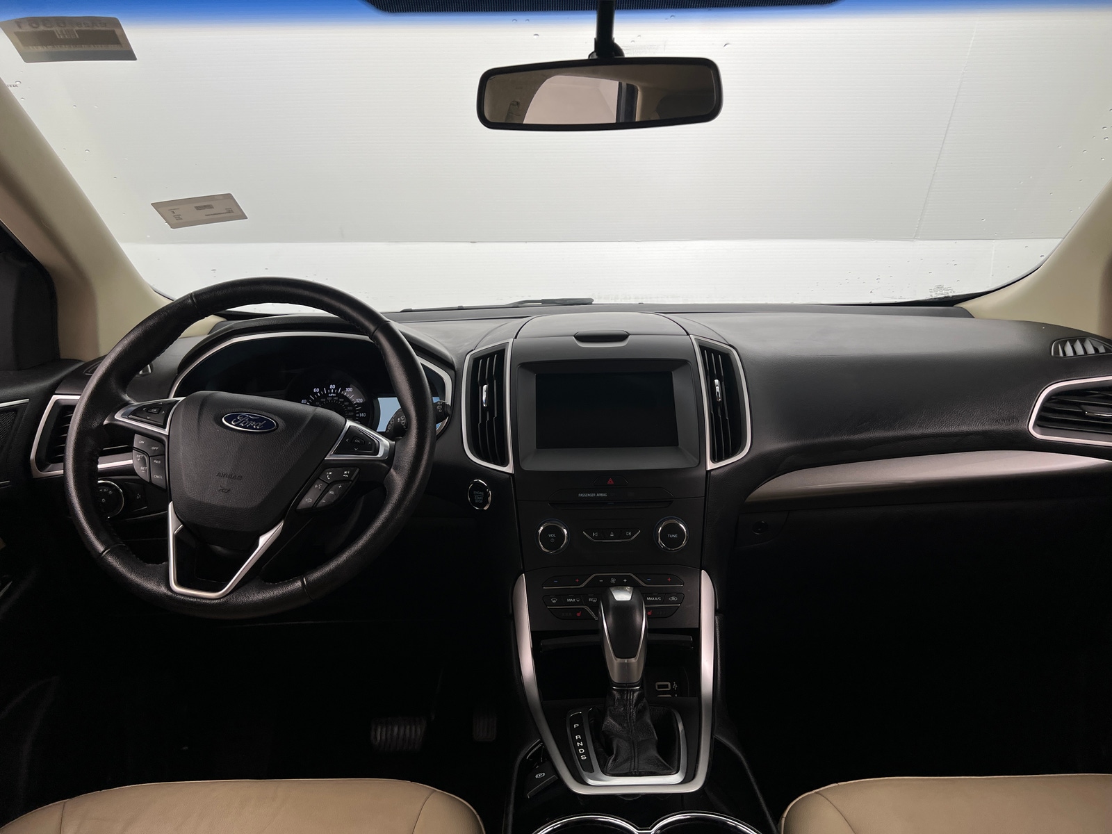 Thumbnail: 2016 Ford Edge - 3