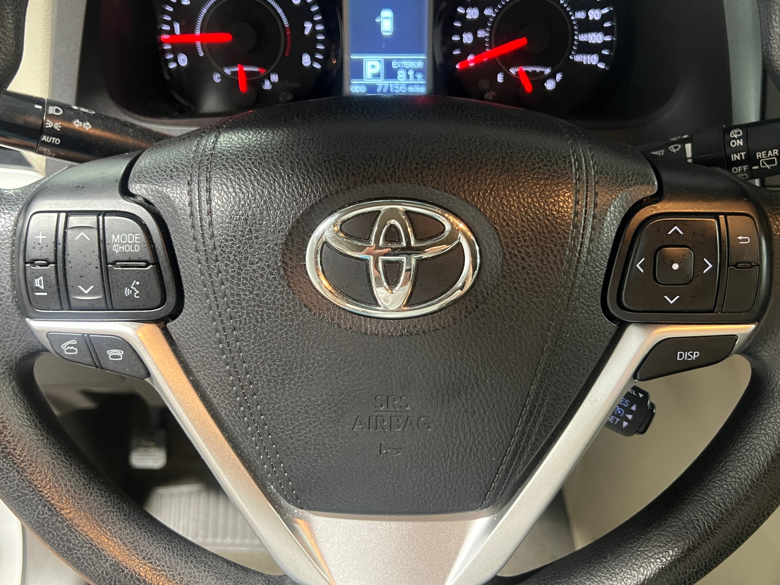 Thumbnail: 2017 Toyota Sienna - 5