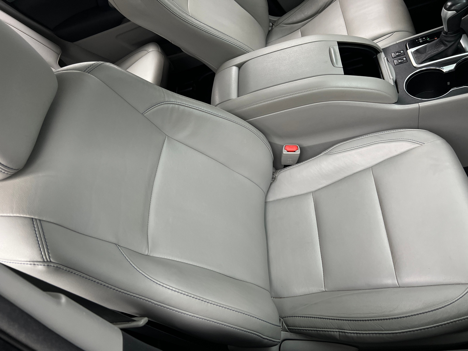 Thumbnail: 2015 Toyota Highlander - 2
