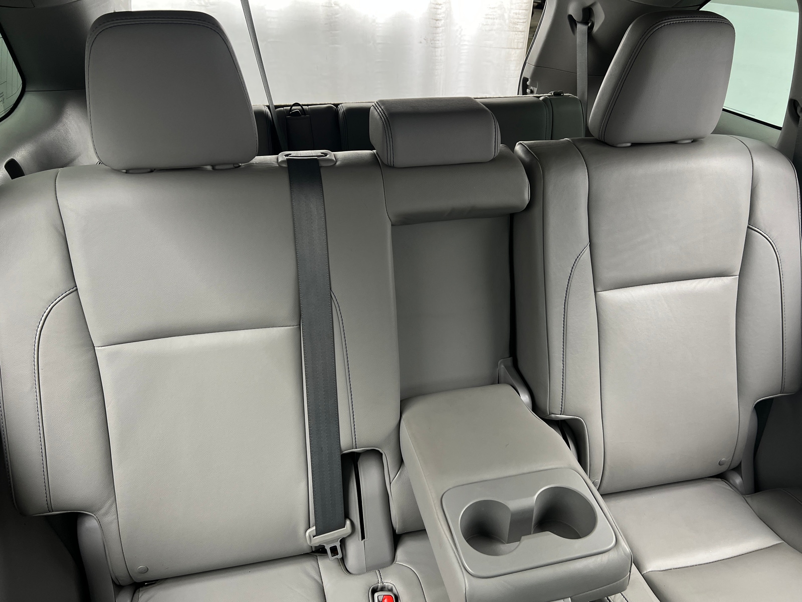 Thumbnail: 2015 Toyota Highlander - 6