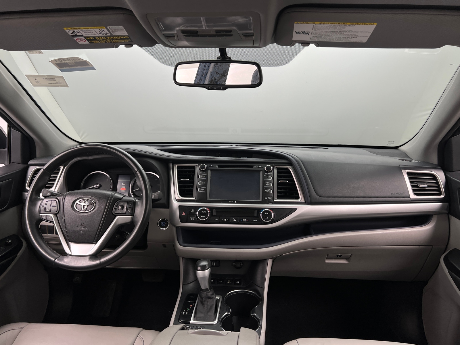 Thumbnail: 2015 Toyota Highlander - 3