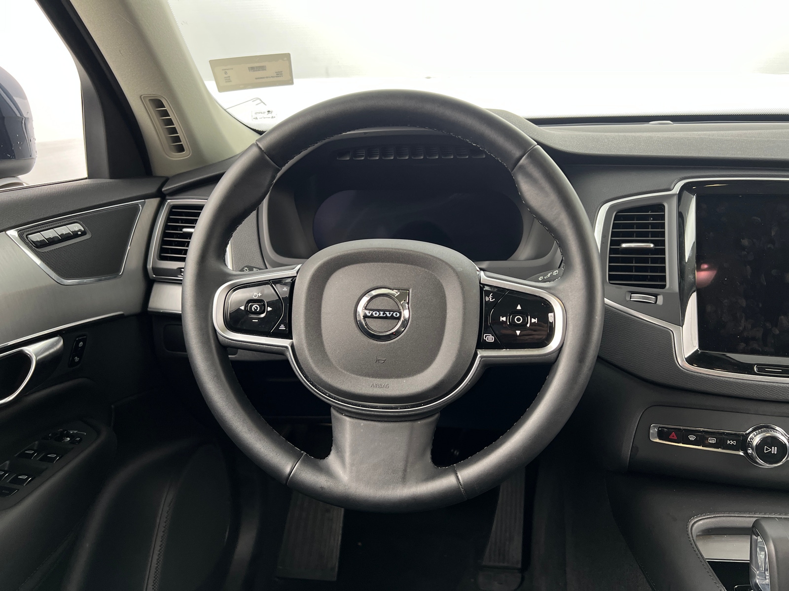 Thumbnail: 2025 Volvo XC90 - 4