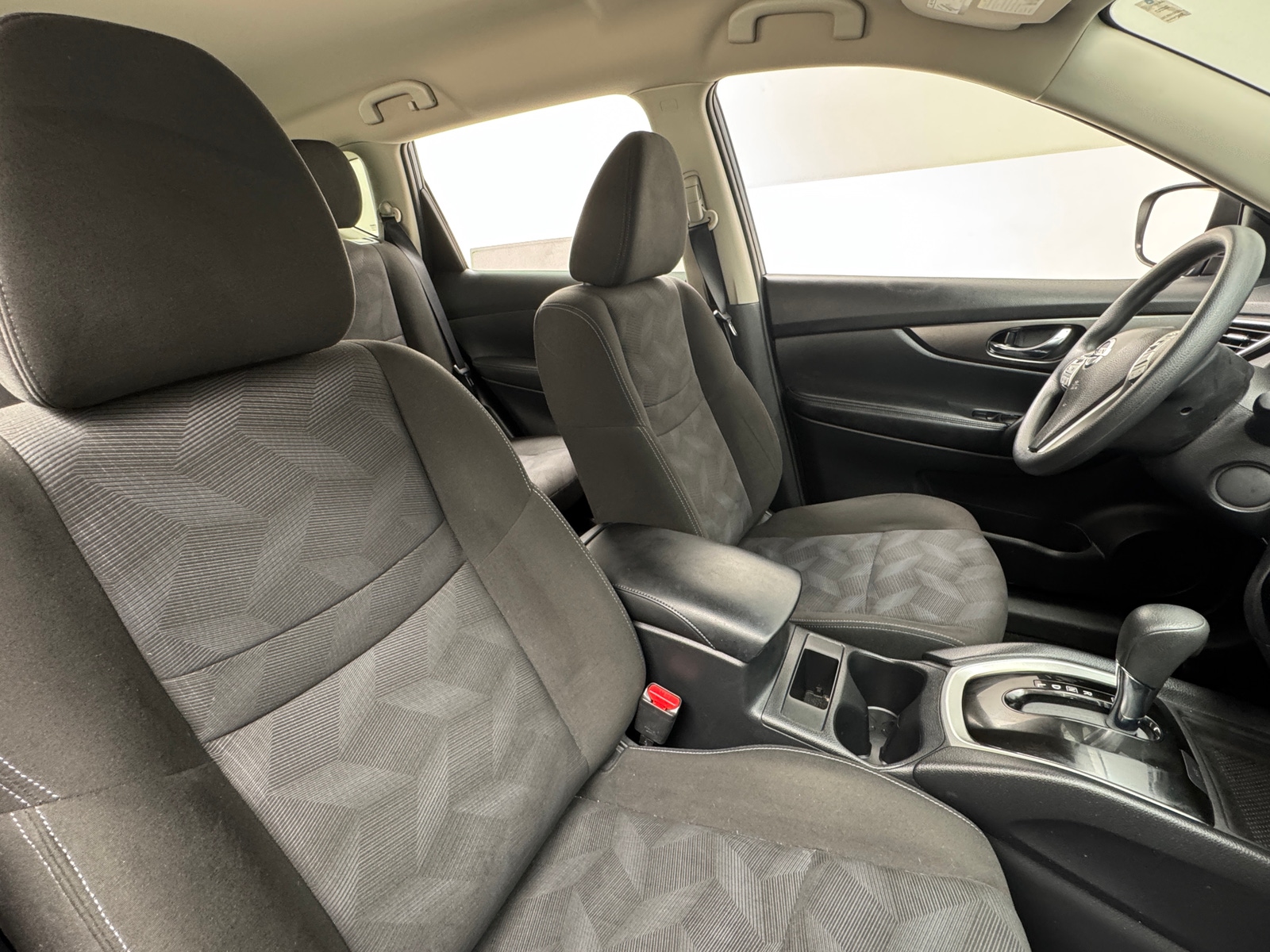 Thumbnail: 2015 Nissan Rogue - 2