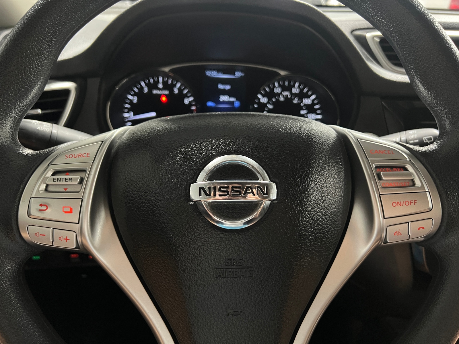 Thumbnail: 2015 Nissan Rogue - 5