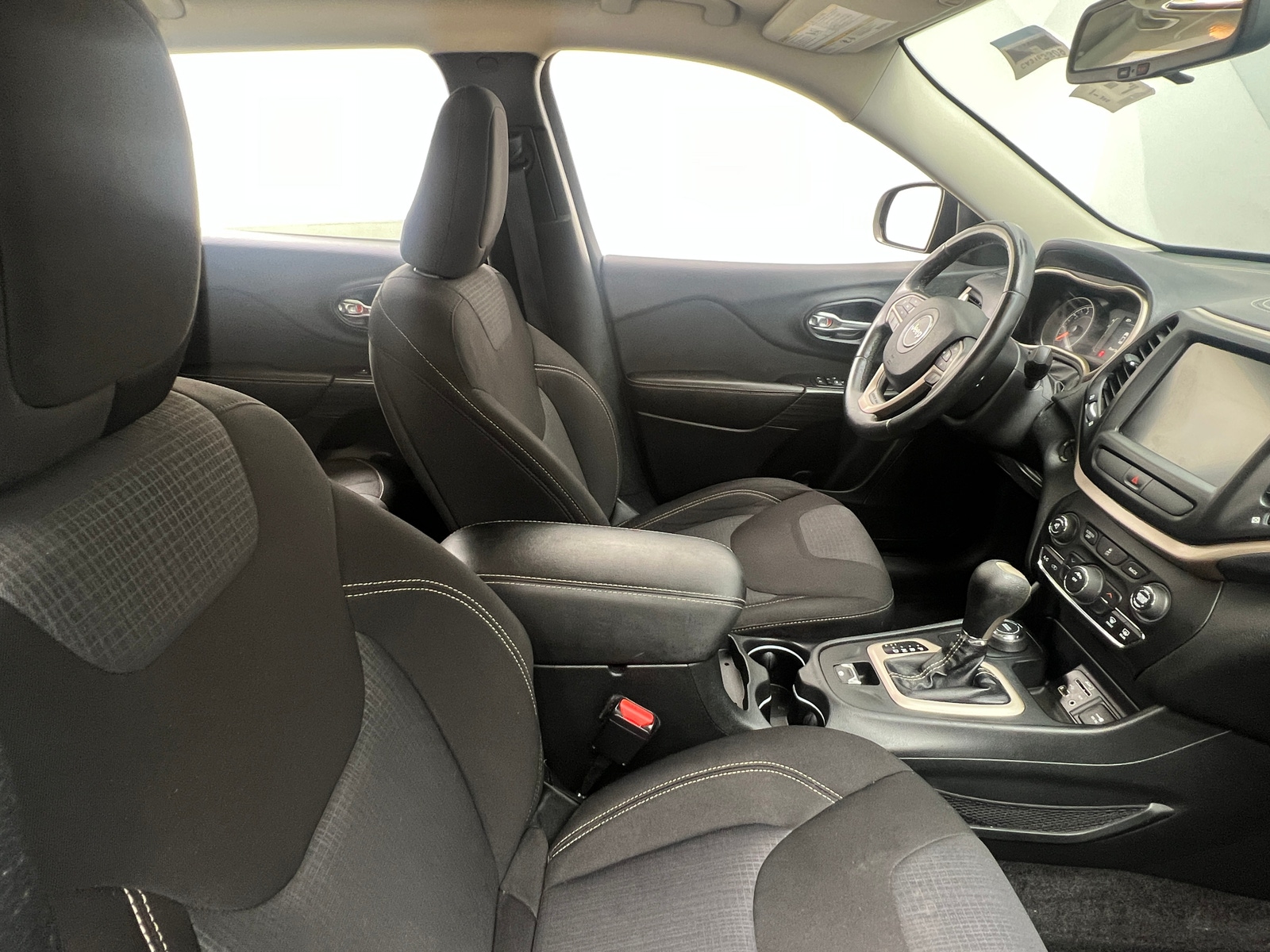 Thumbnail: 2015 Jeep Cherokee - 2