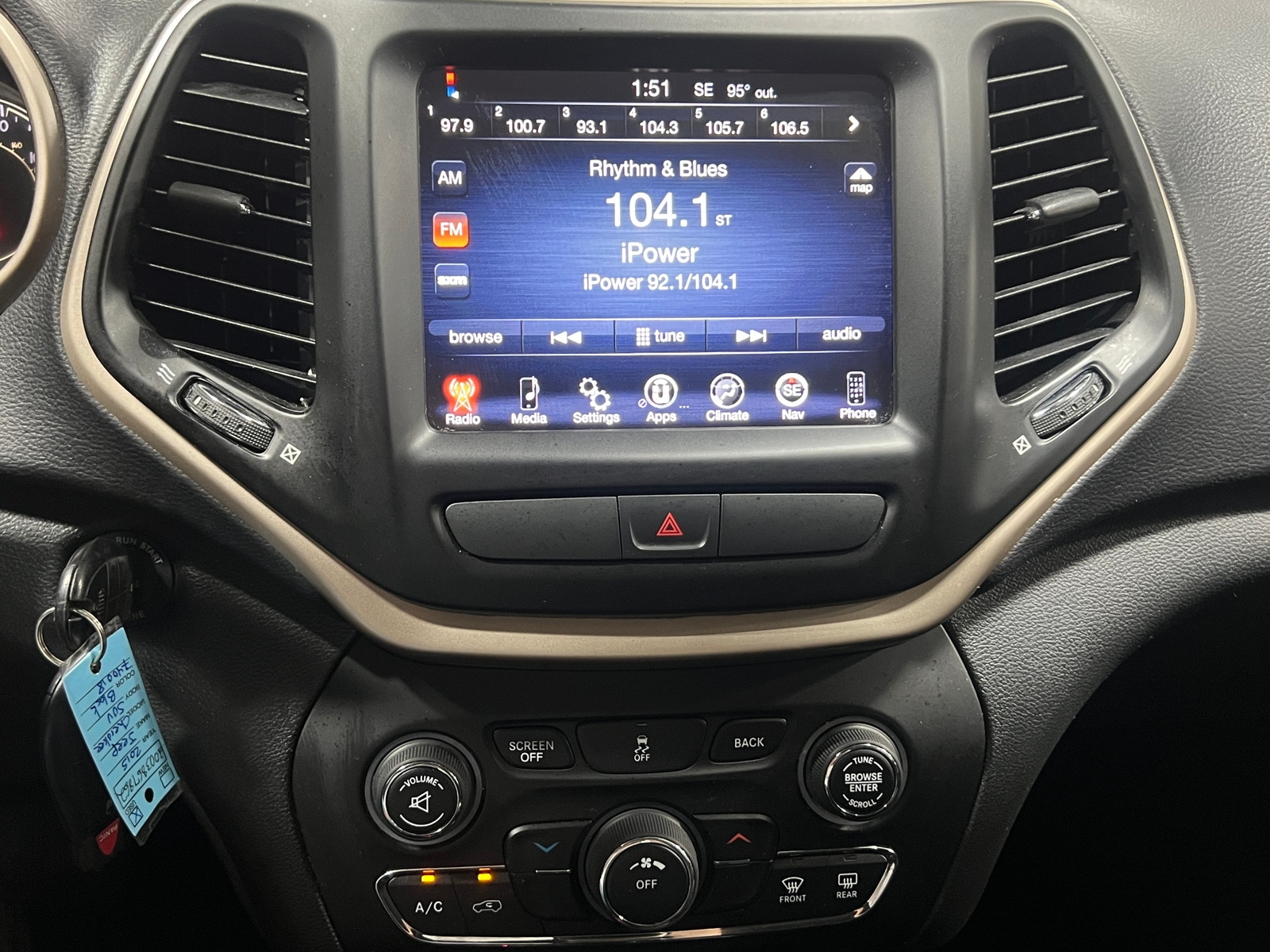 Thumbnail: 2015 Jeep Cherokee - 4