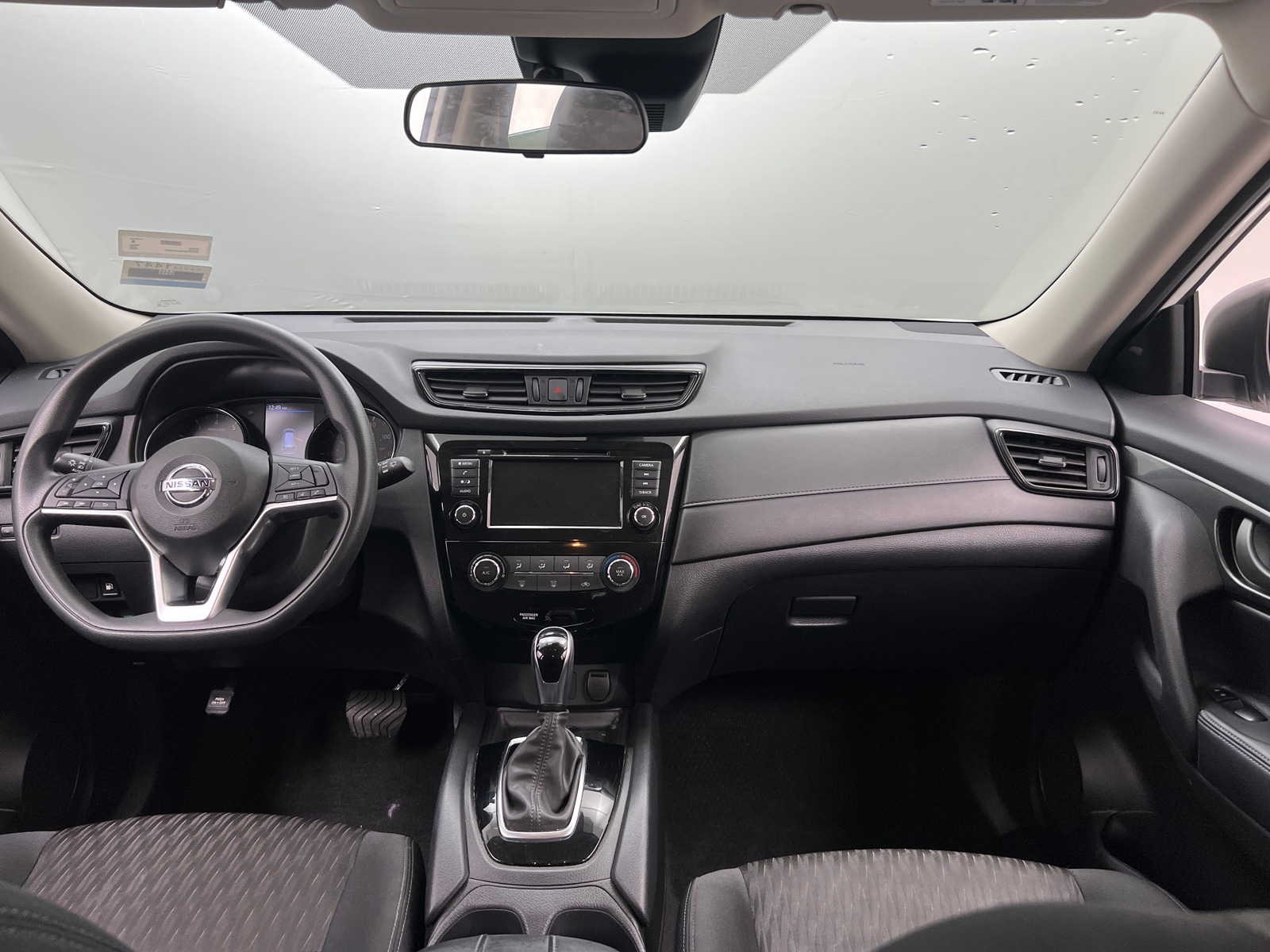 Thumbnail: 2020 Nissan Rogue - 3