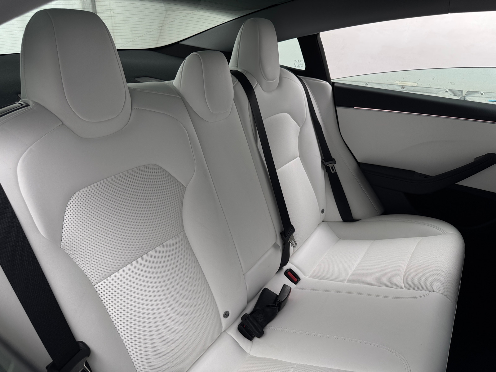 Thumbnail: 2025 Tesla Model 3 - 5