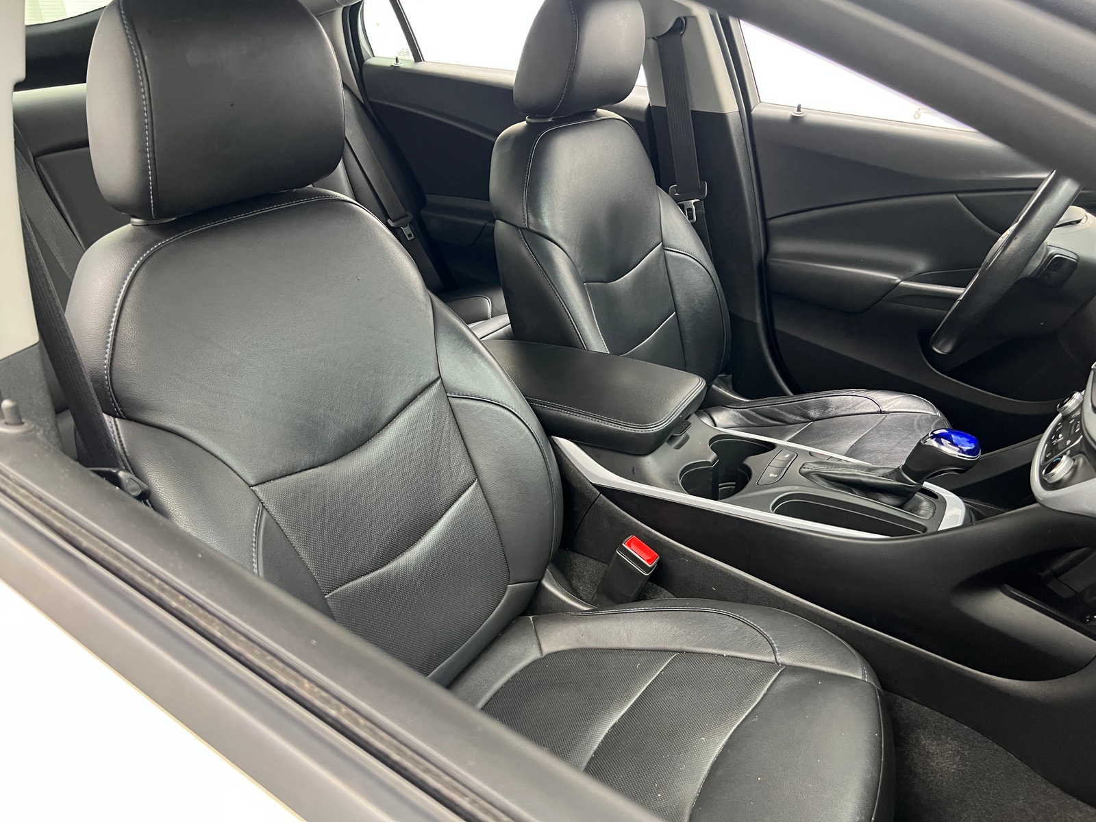 Thumbnail: 2018 Chevrolet Volt - 2