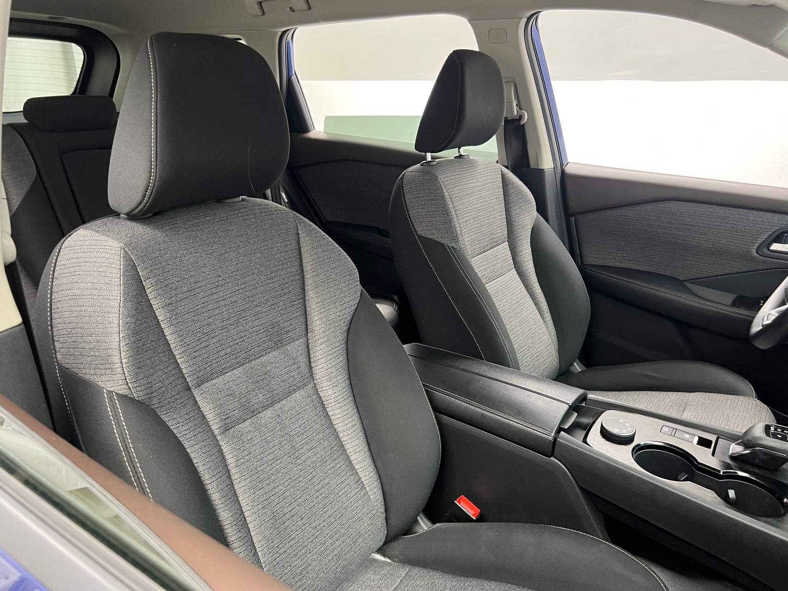 Thumbnail: 2022 Nissan Rogue - 2